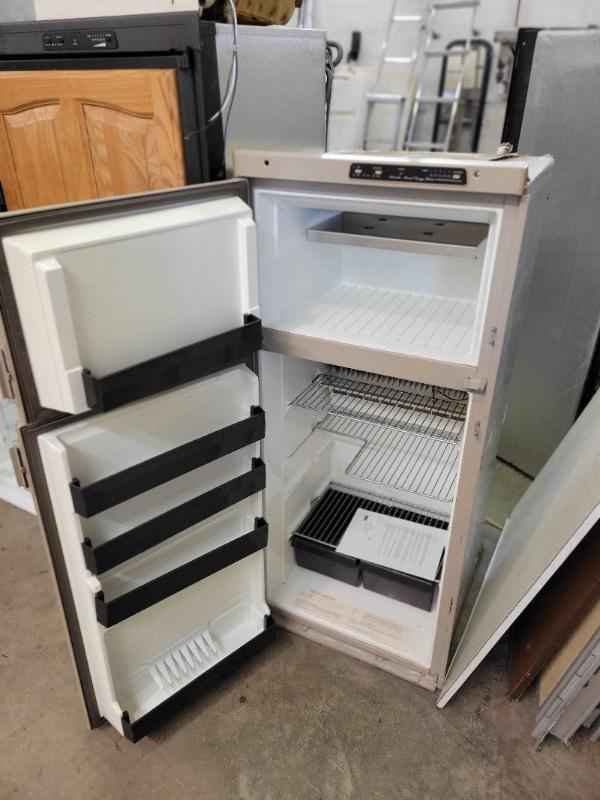 Dometic RM2611 Propane and Electric RV Fridge