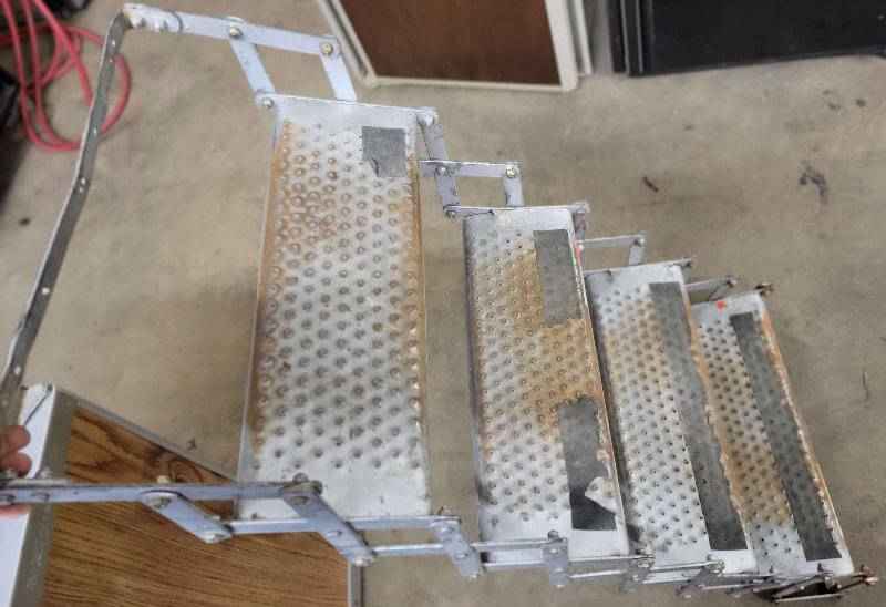 4 Step Camper Scissor Fold Stairs Alluminum