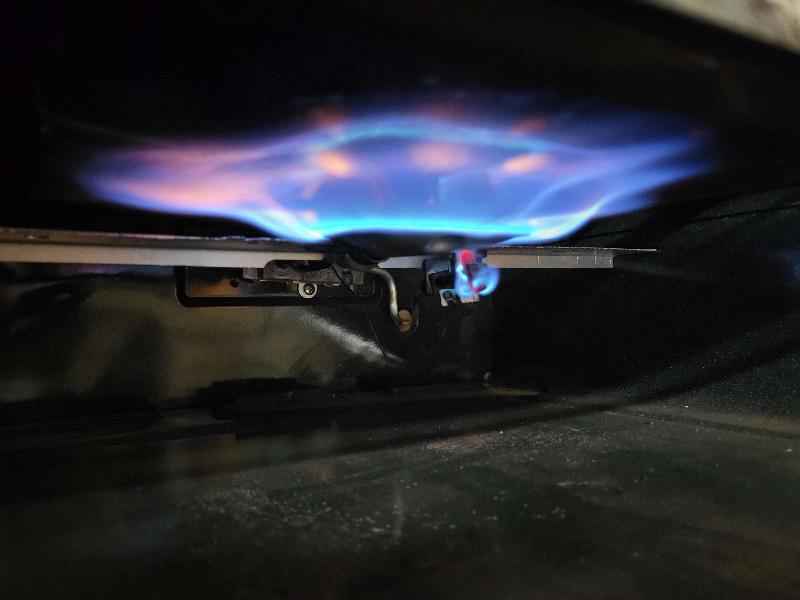 Magic Chef Propane Oven and Stove Four Burner from RV