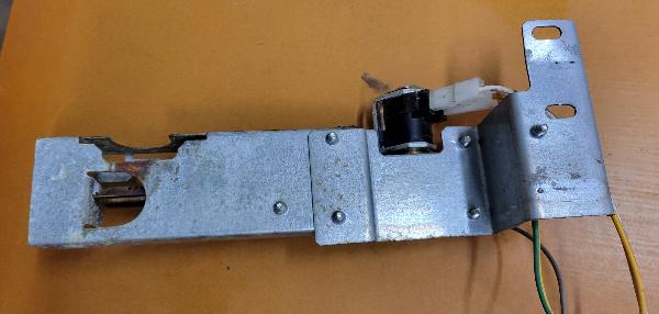 Dometic Refrigerator Used DM2852 Gas Valve Assembly Ignitor Burner Tube - Used RV Parts