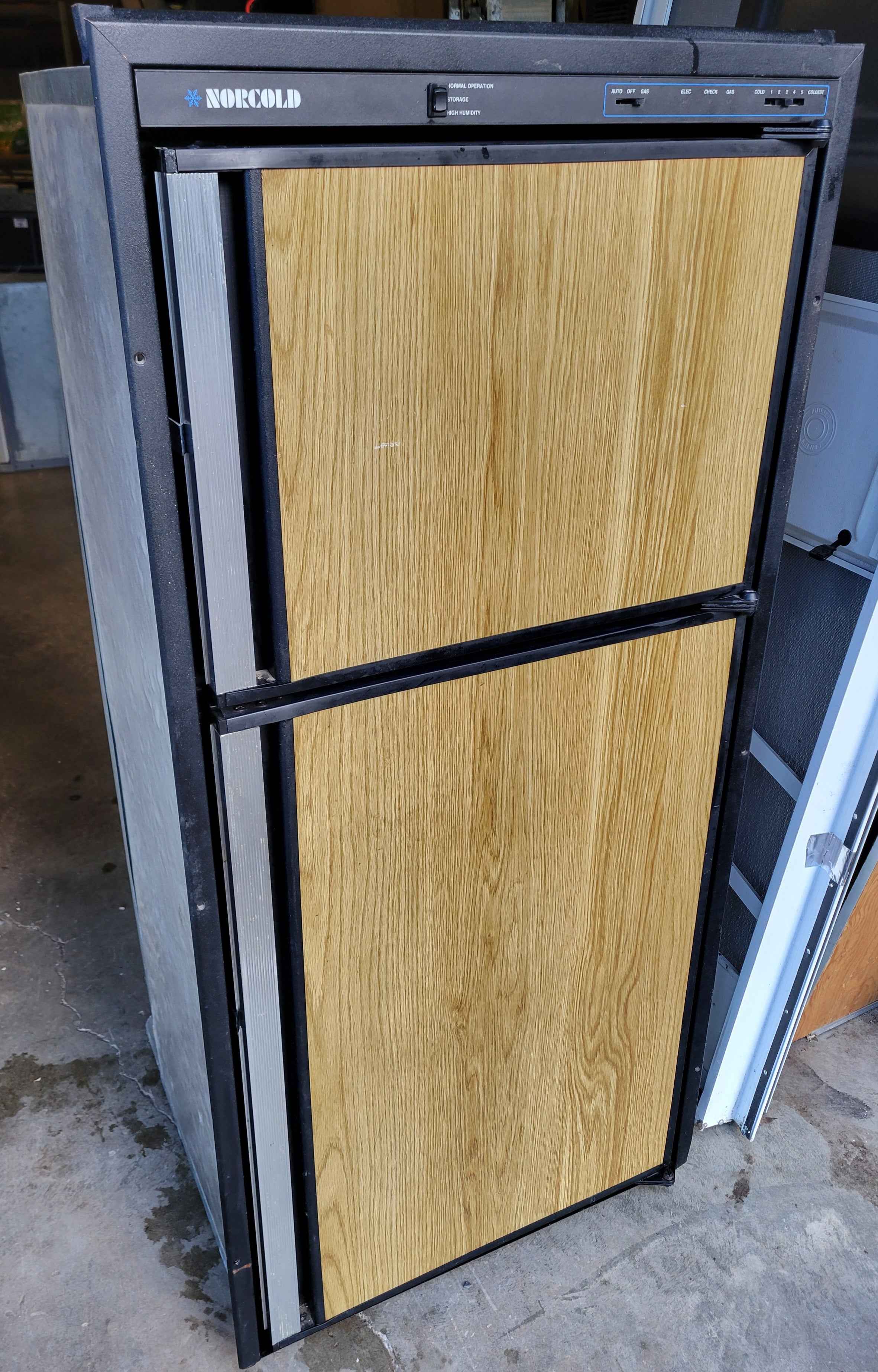 Norcold Propane and Electric RV Fridge 6062