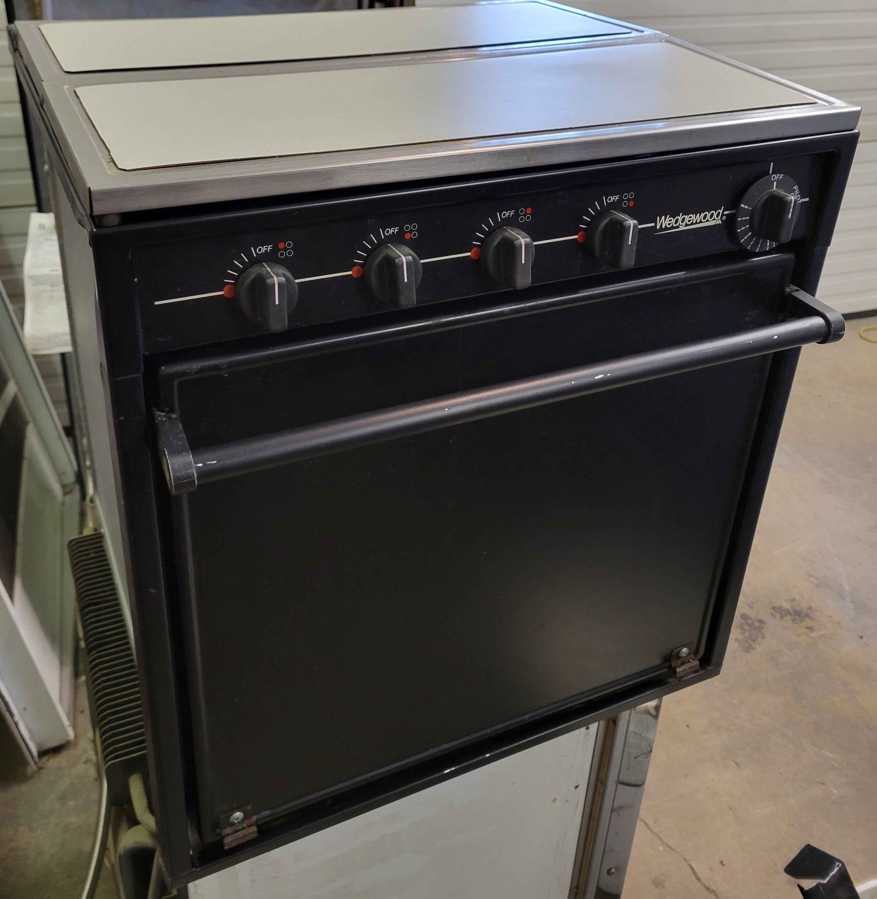 RV Stove & Oven Wedgewood Four Burner Propane