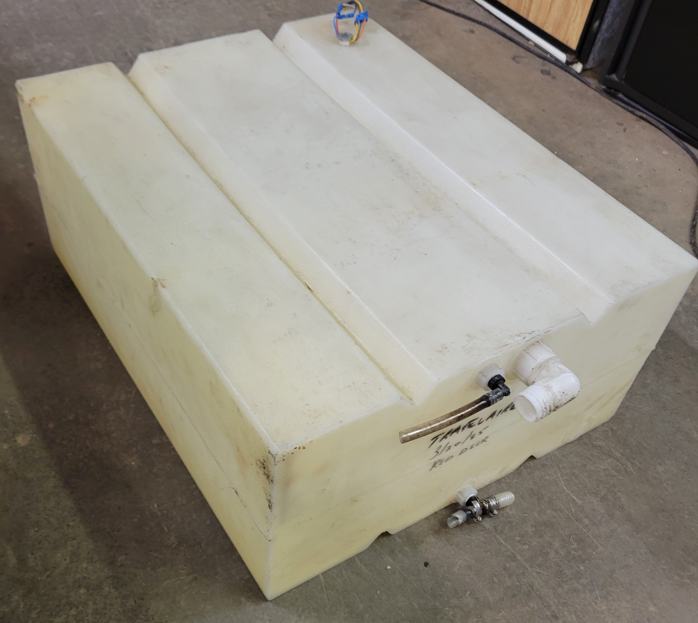 RV Fresh Water Tank 35 Gallon - Used RV Parts