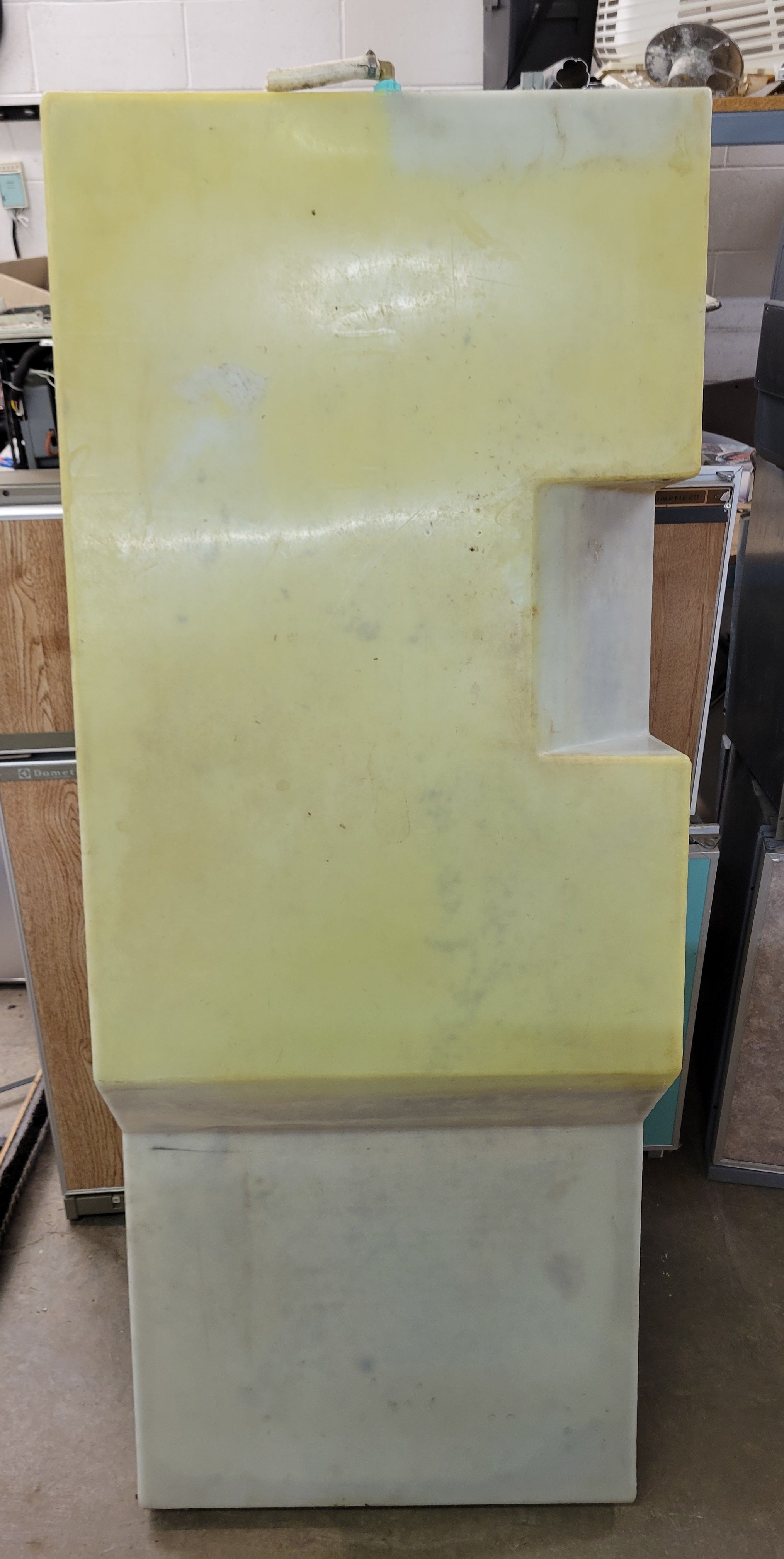 RV Fresh Water Tank 70 Gallon - Used RV Parts