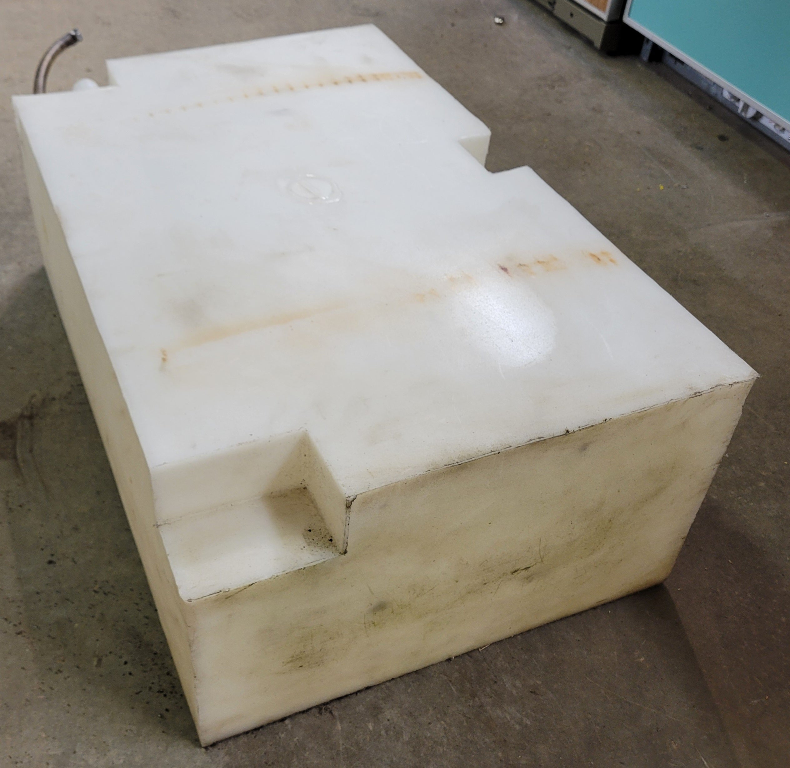 RV Fresh Water Tank 25 Gallon - Used RV Parts