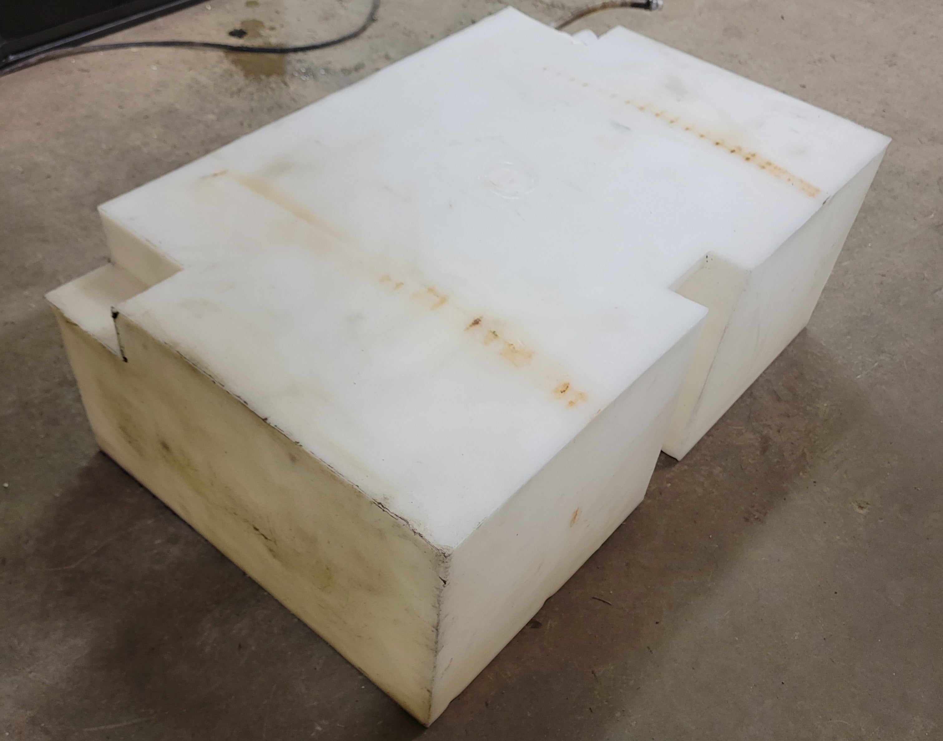 RV Fresh Water Tank 25 Gallon - Used RV Parts