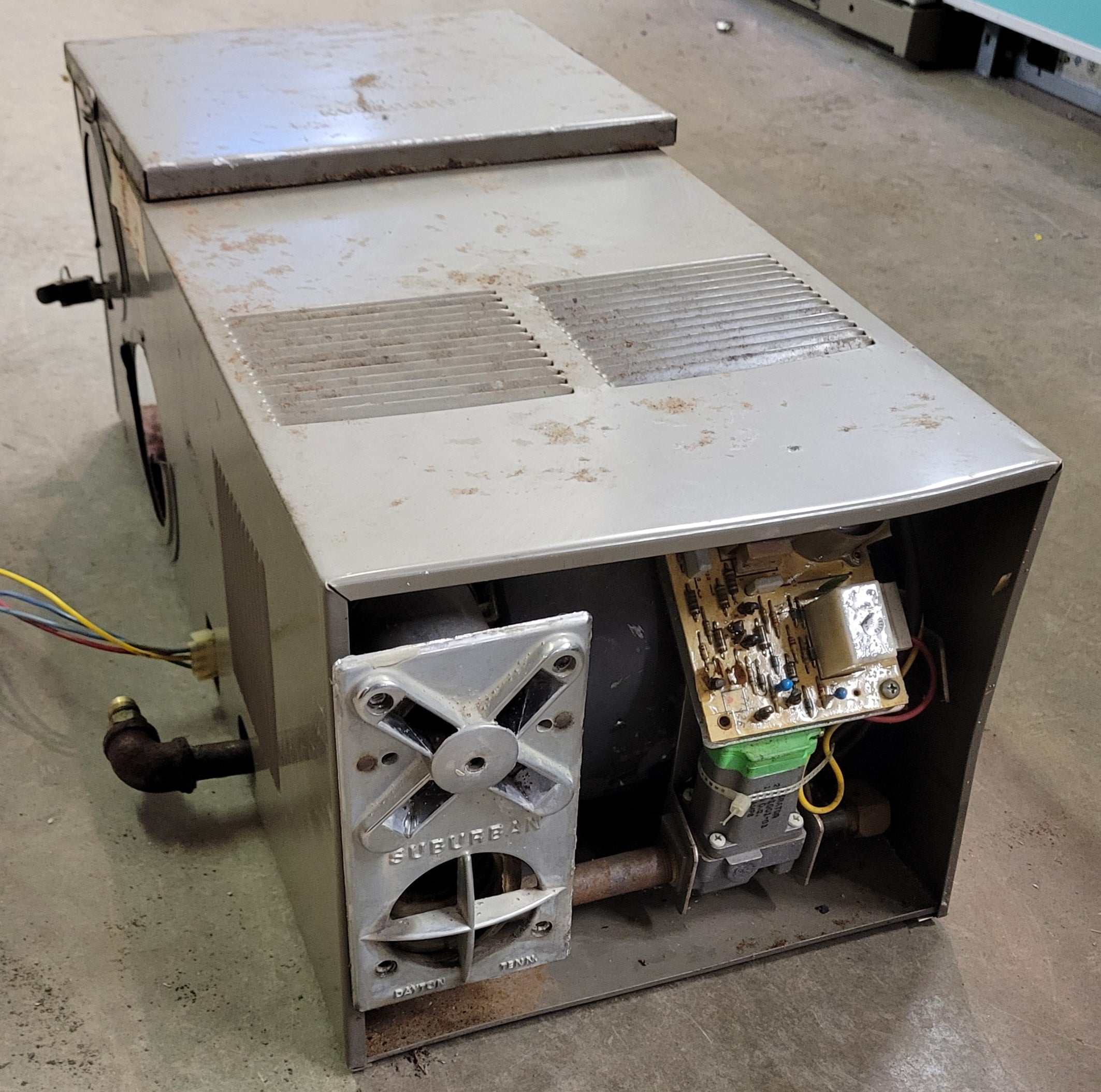 Suburban Propane RV Furnace Forced Air - Used RV Parts