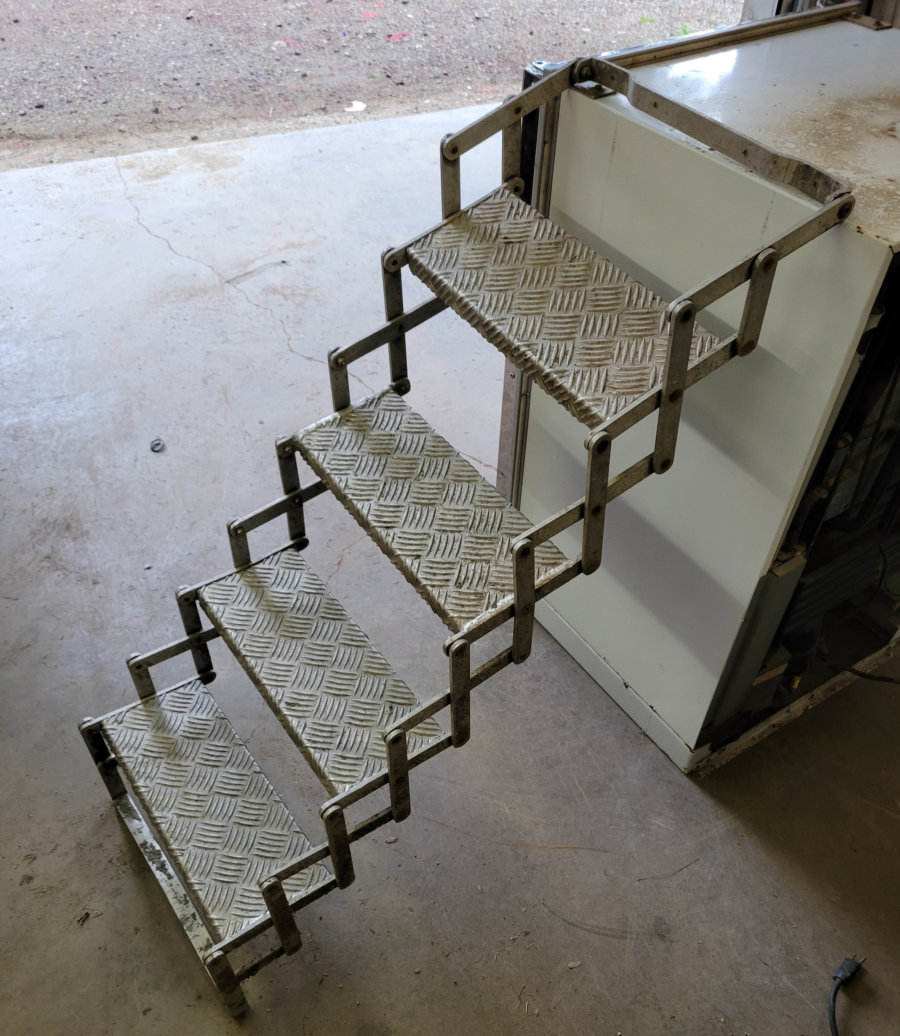 Camper Stairs Scissor 4 Step - Used RV Parts