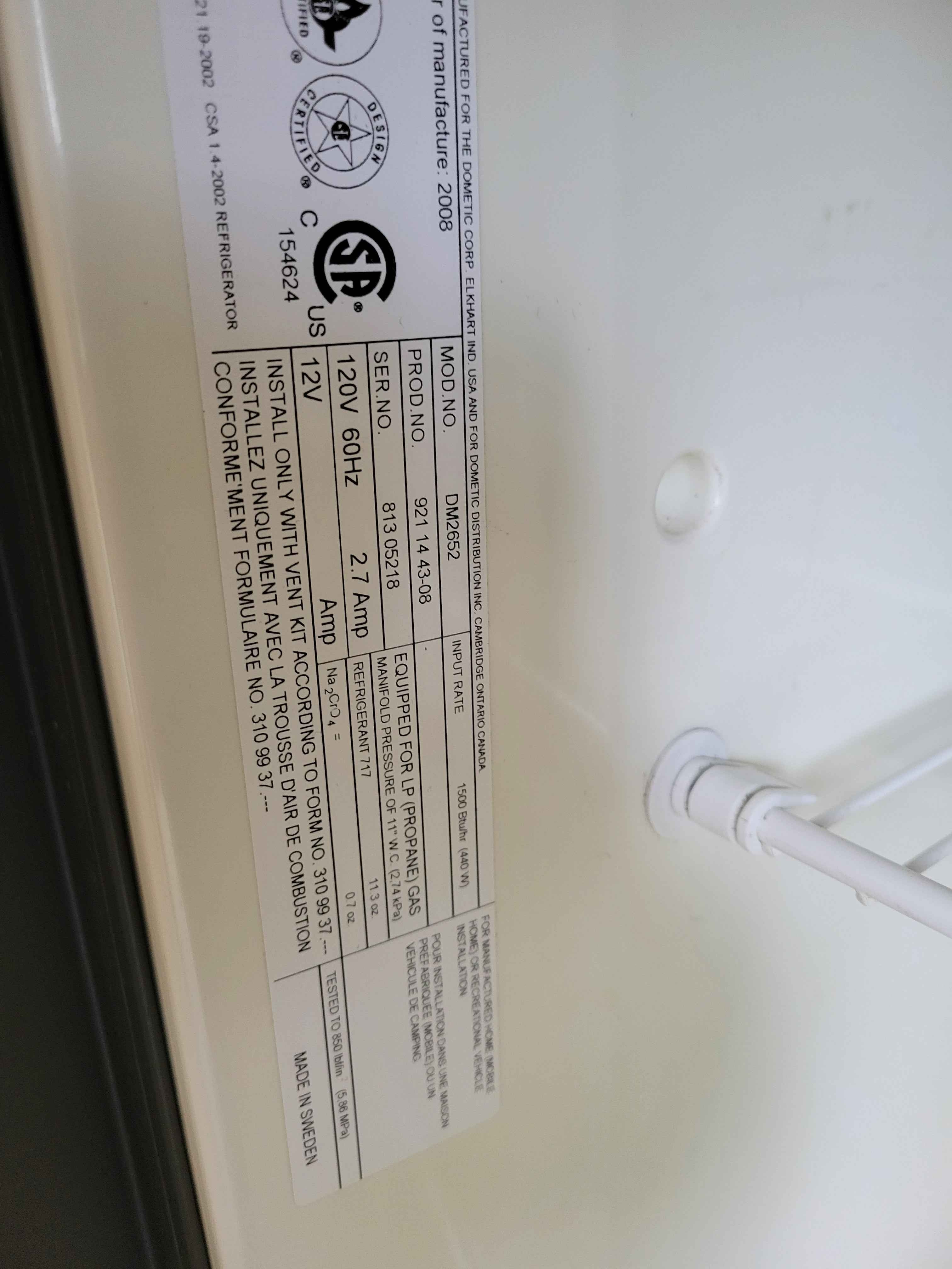 Dometic DM2652 Propane & Electric RV Fridge