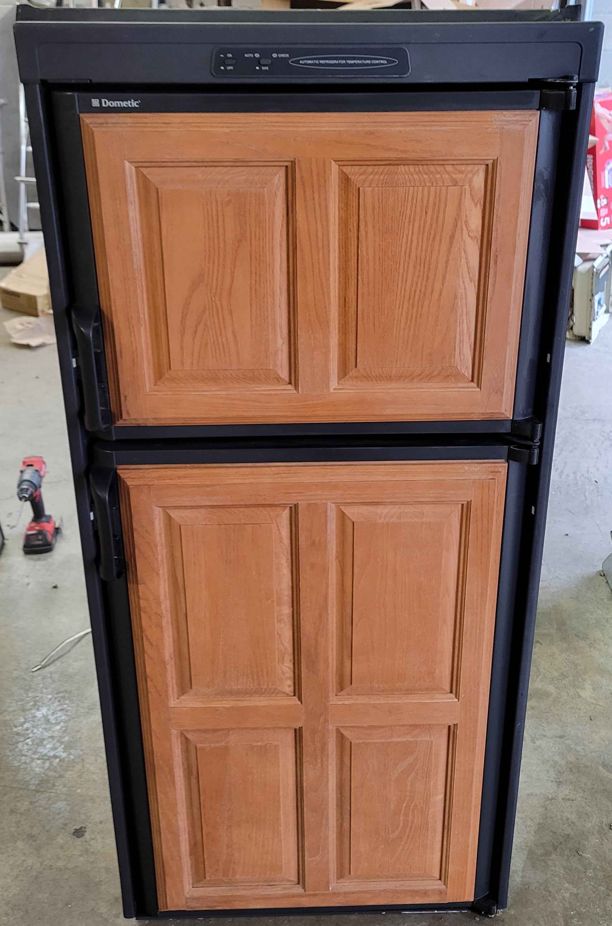 Dometic DM2652 Propane & Electric RV Fridge