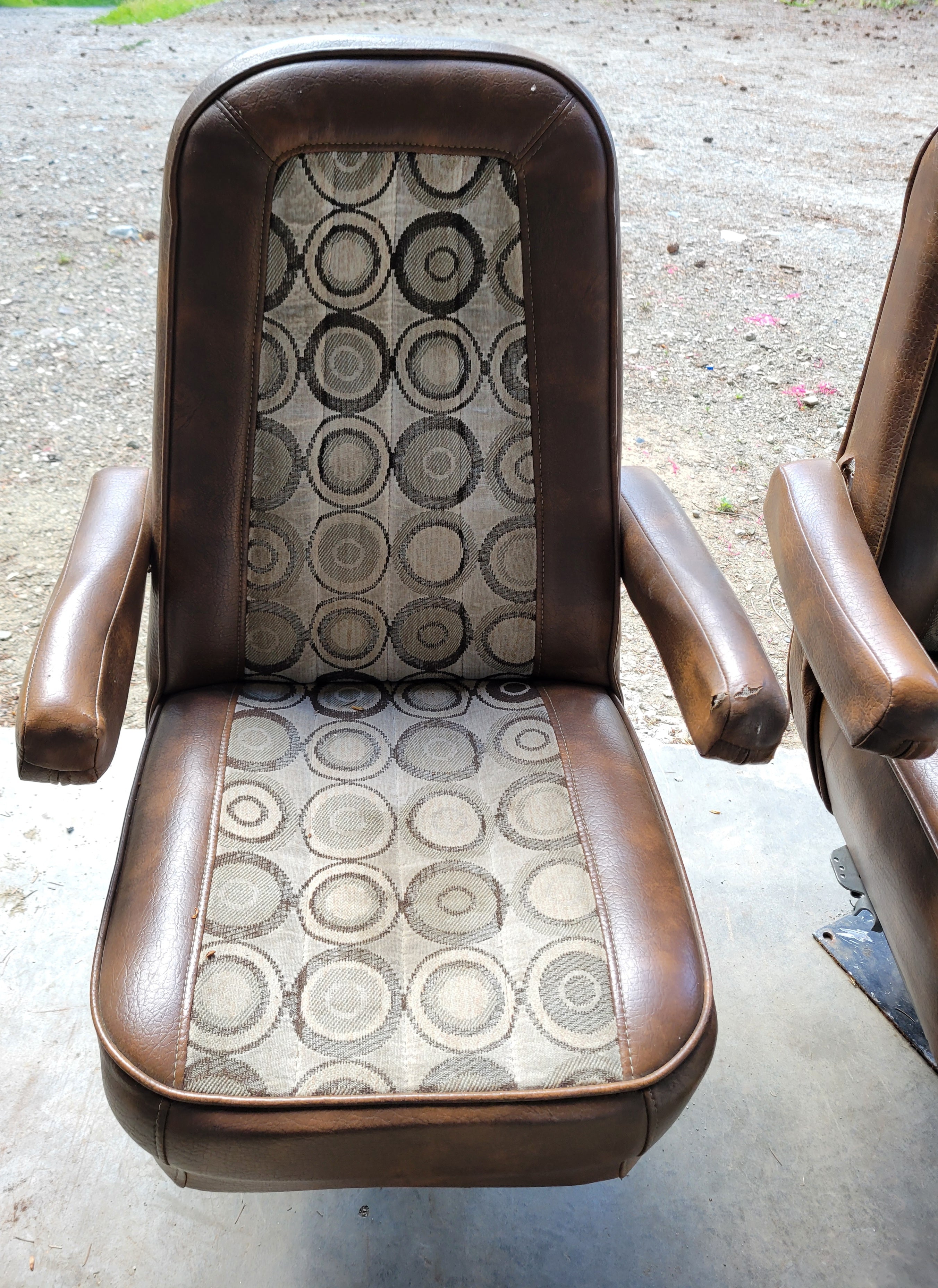RV Captain Swivel Chairs Vintage - Used RV Parts