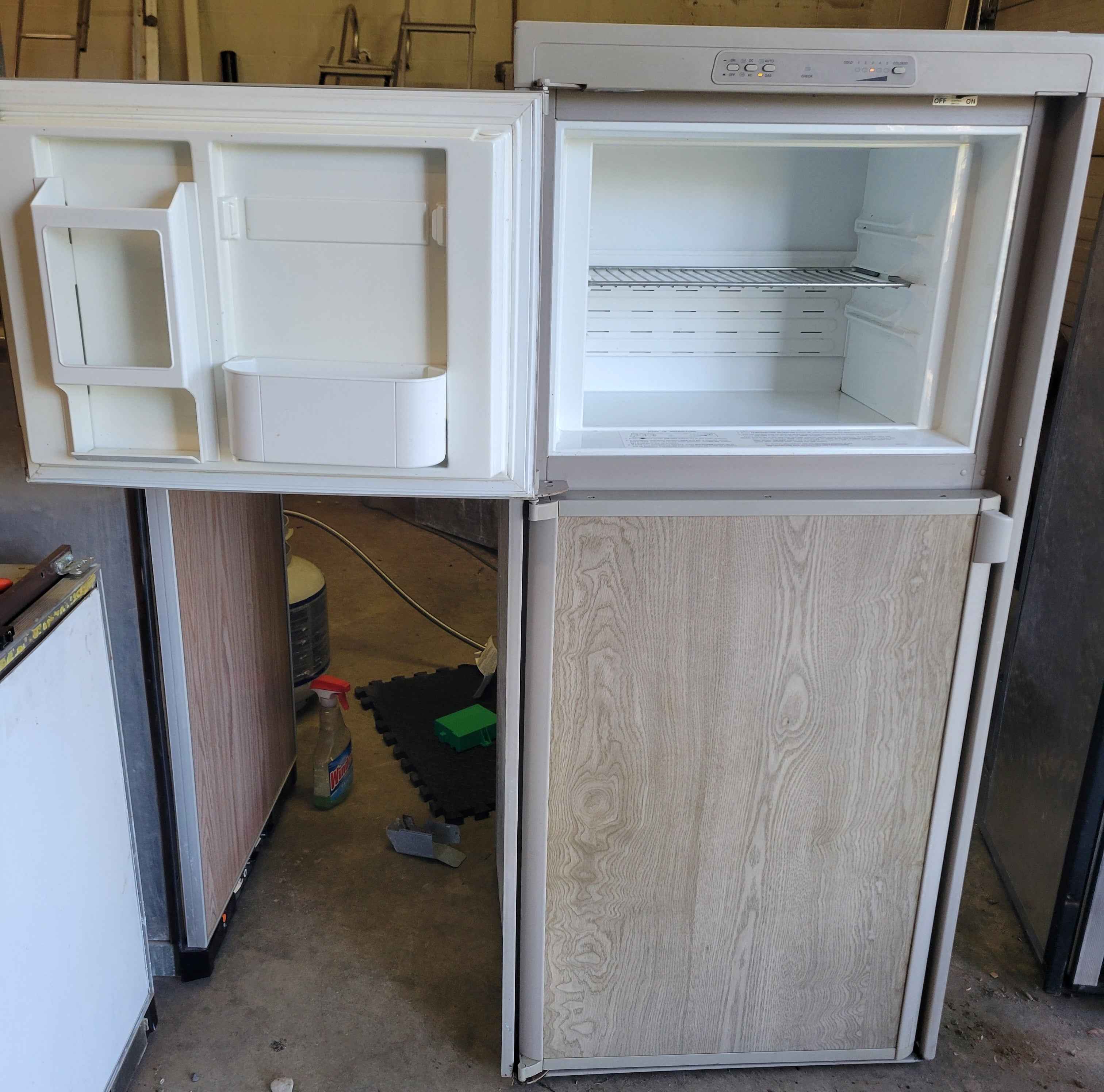 Dometic RM3663 Three Way Fridge Propane, 12v and 110v