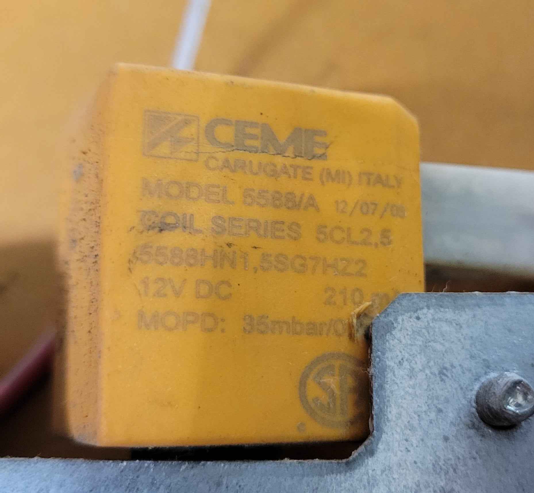 Used Dometic Fridge Gas Valve 5588/A Burner Assembly