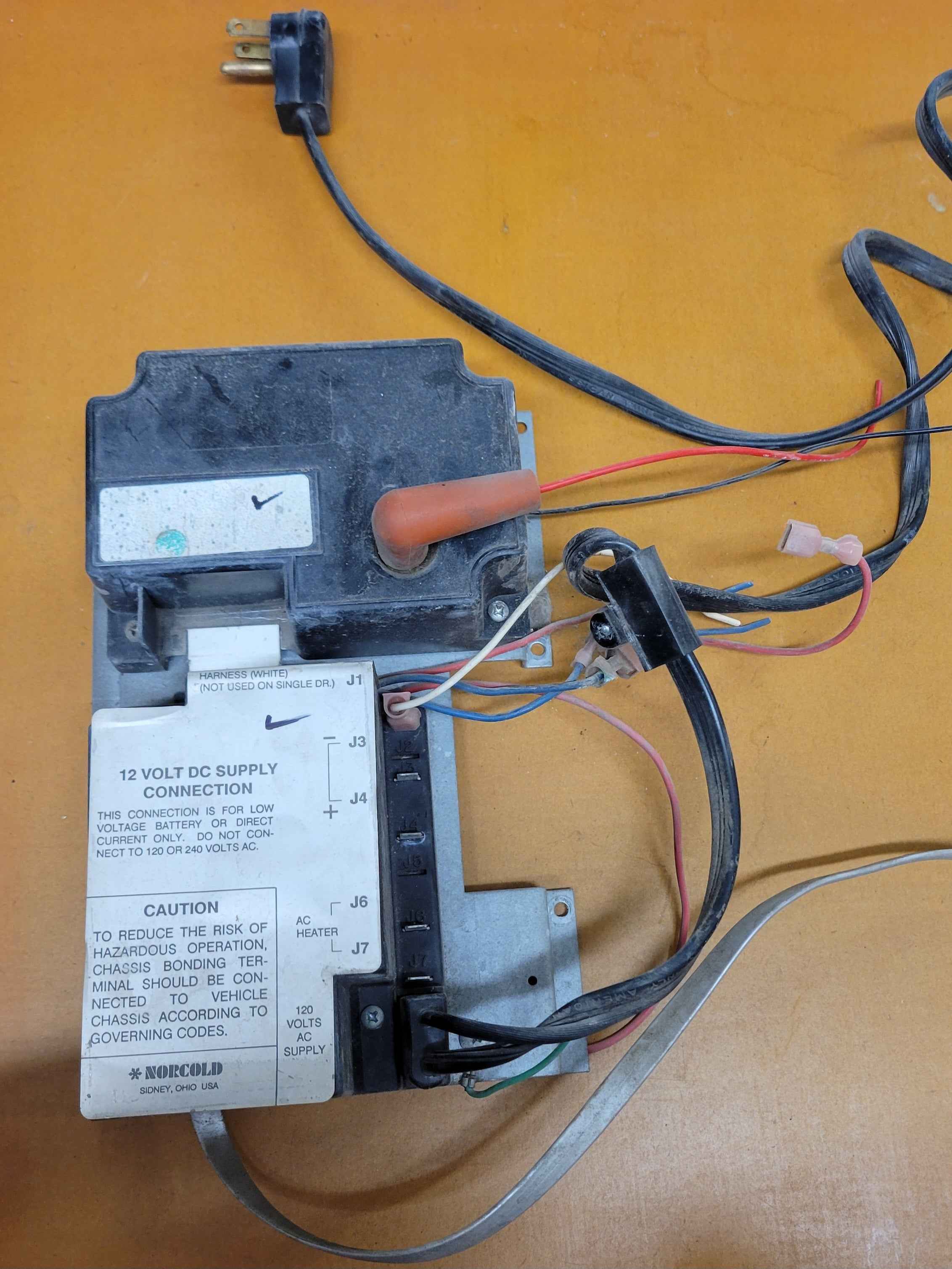 Used Norcold Control Board and Ignitor – Tested