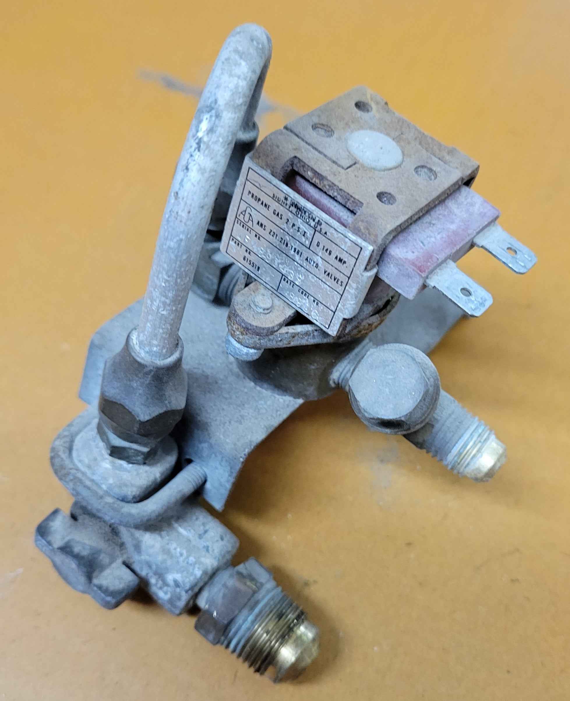 Norcold 615518 Gas Valve | Fits N6, N8, 1200, 1210, N1095, 2117, 2118