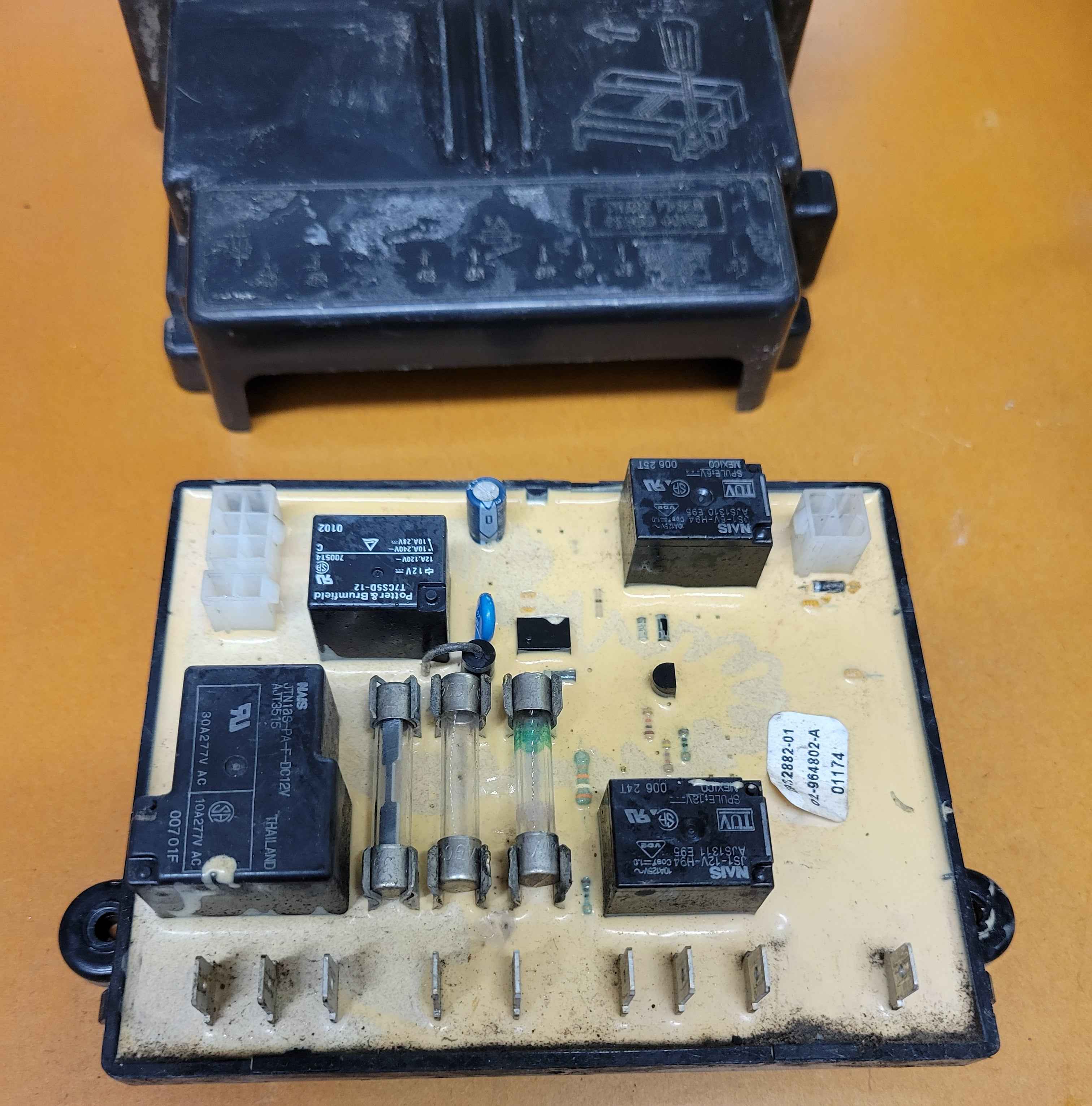Dometic 2932882.01 RV Refrigerator Control Board