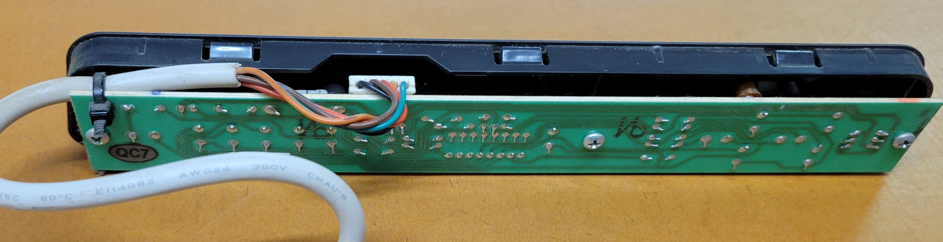 2932884.05 Placa de control de cejas Dometic para refrigerador de RV