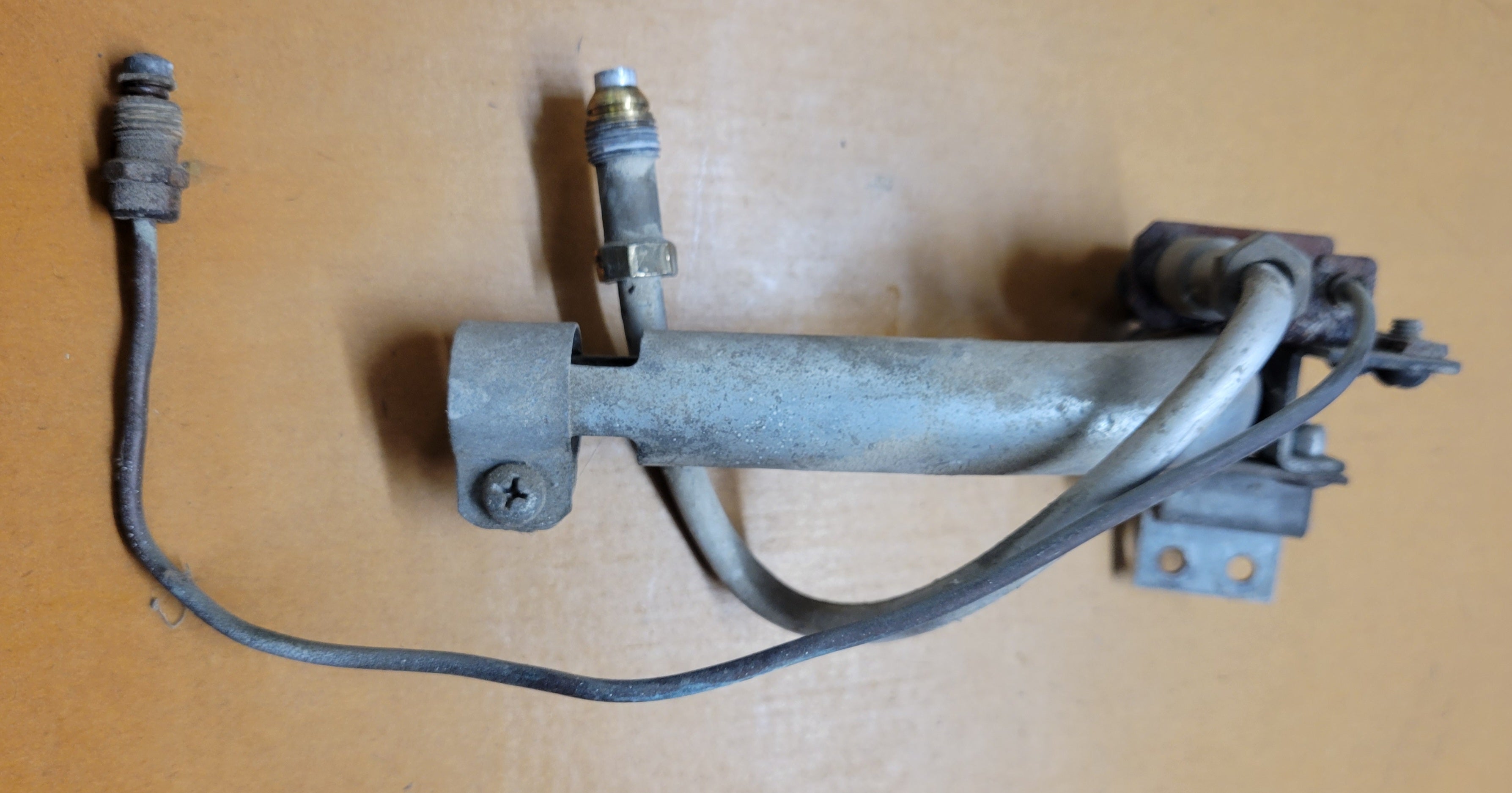 Unitrol Burner Assembly Thermocouple & Pilot Tube - Used RV Parts