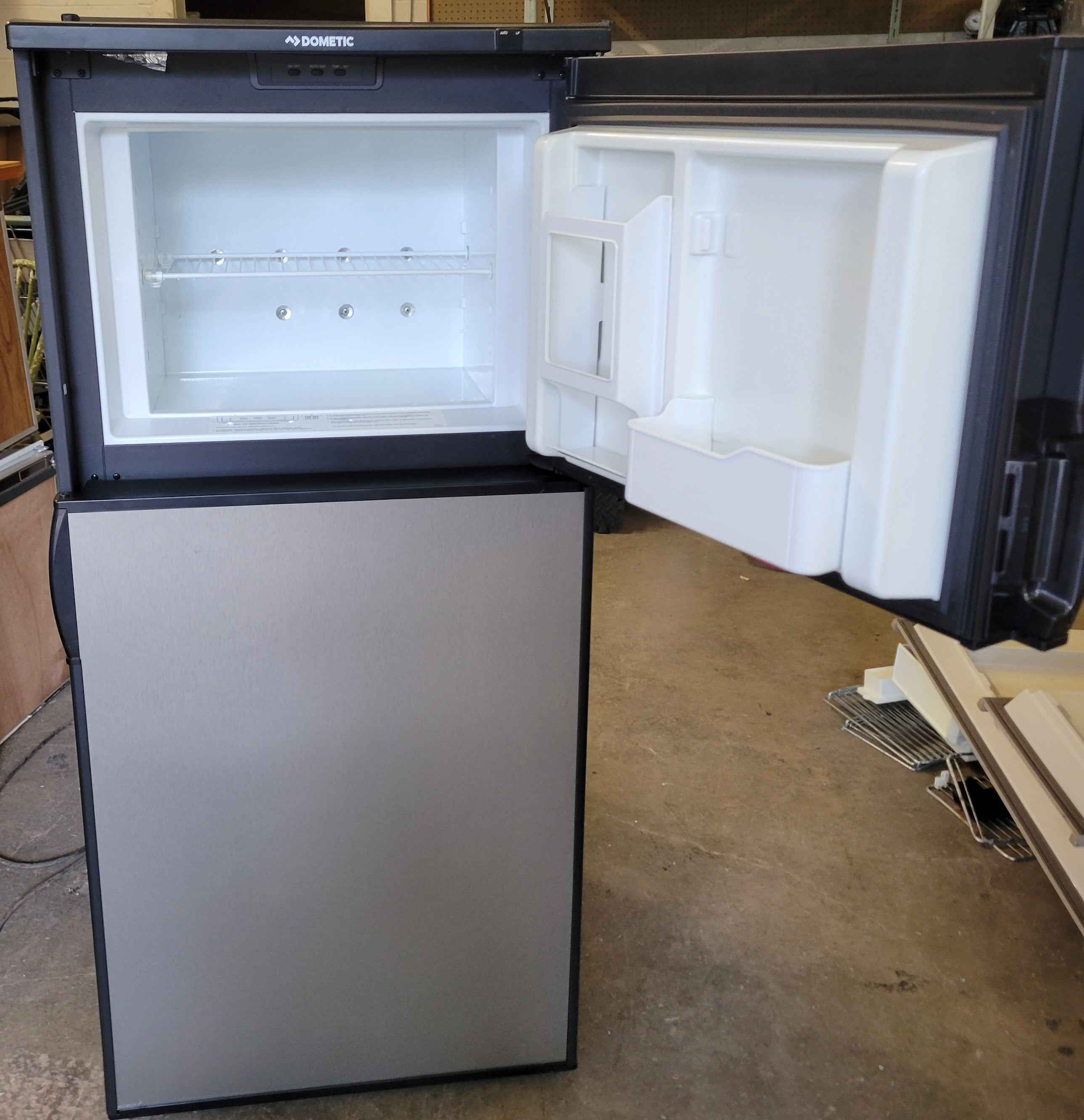 Dometic RM3762 RV Fridge – Propane and Electric