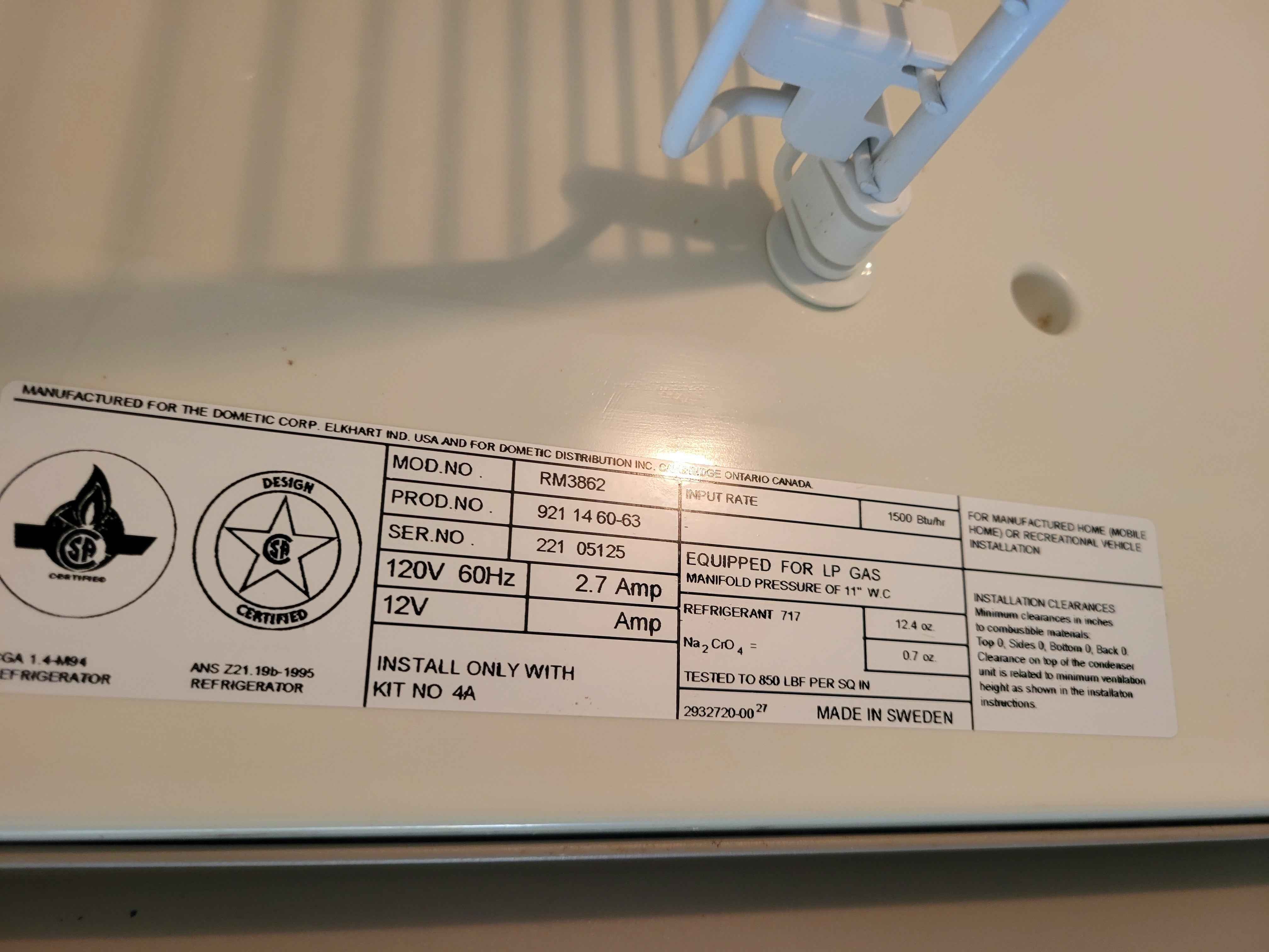 Dometic RM3862 – 8 cu. ft. RV Refrigerator (Propane & Electric)