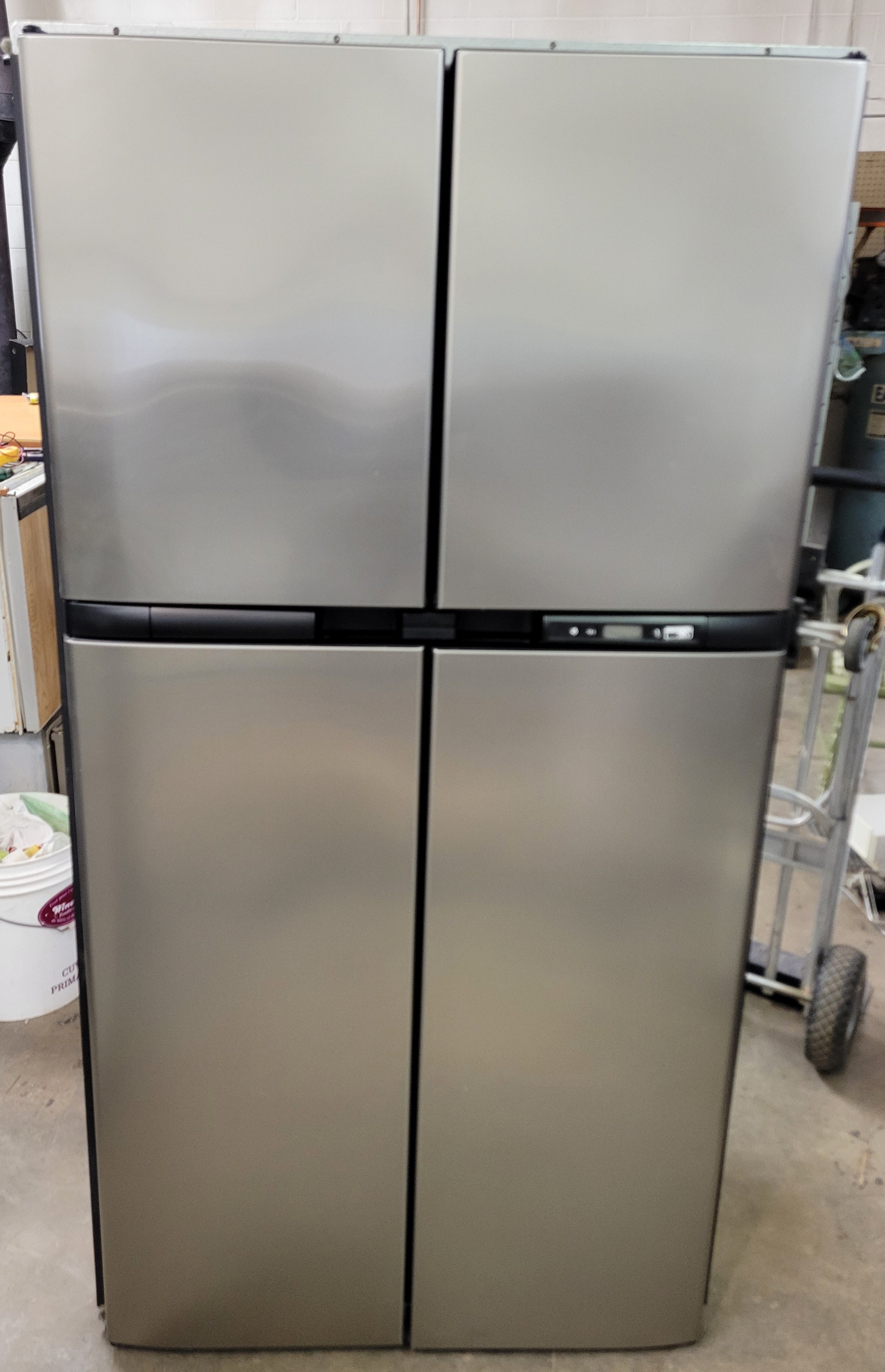 Norcold 2118 Double Door RV Fridge – 18 cu. ft.