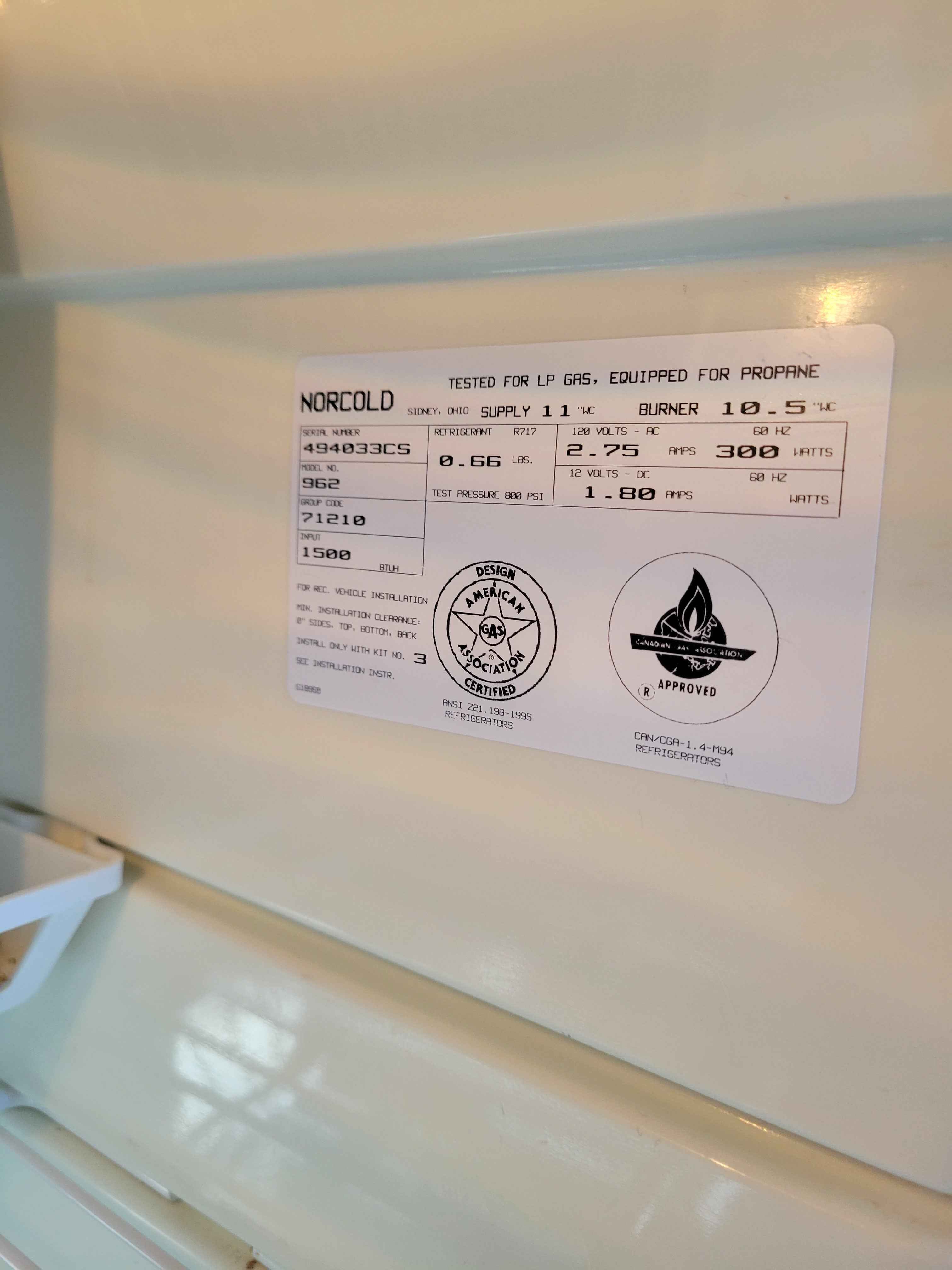 Norcold 962 Propane RV Fridge 6 Cubic