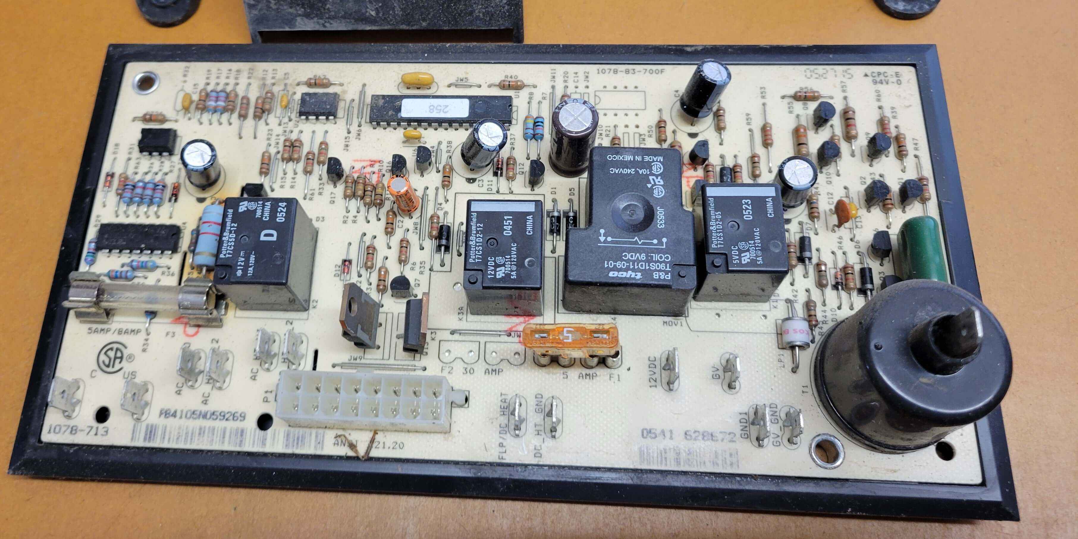 Norcold Fridge 628672 Circuit Control Board 1201LRIM