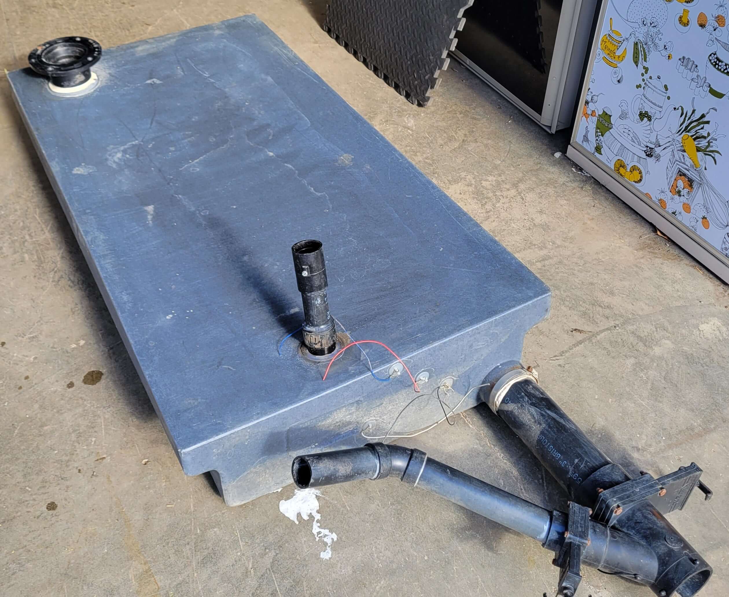 RV Black Water Tank 91 Gallons - Used RV Parts