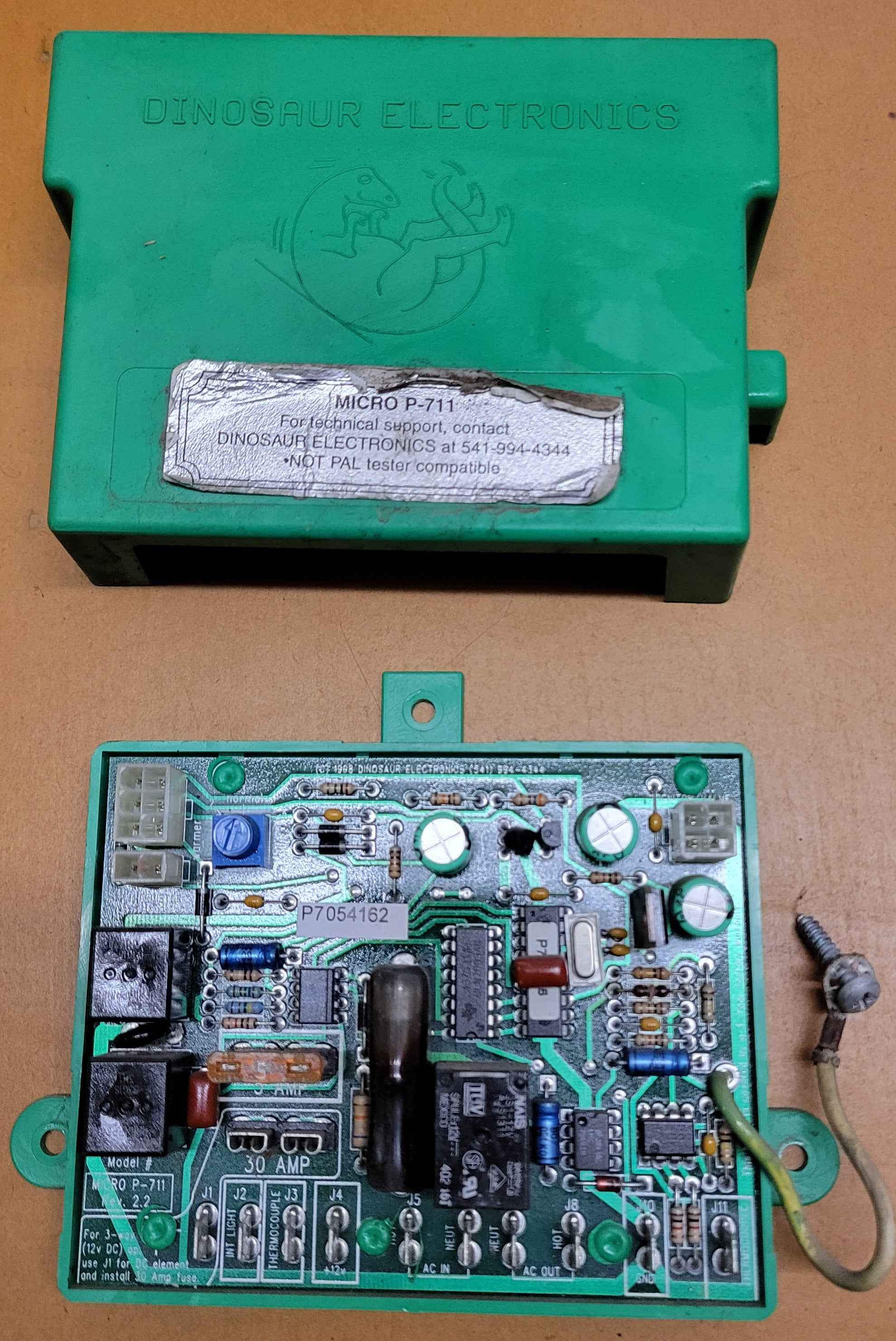 Used Dinosaur Electronics Micro P-711 Replacement Control Board