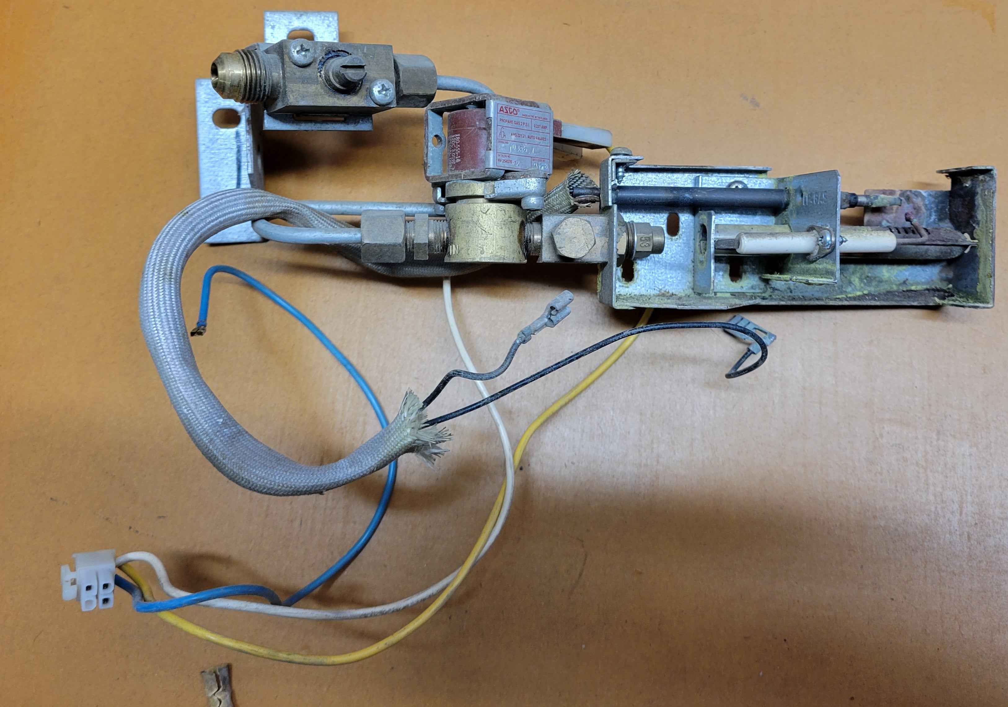 Dometic Fridge Gas Valve RM2612 HV 254576-1 Kit Thermocouple Ignitor Burner