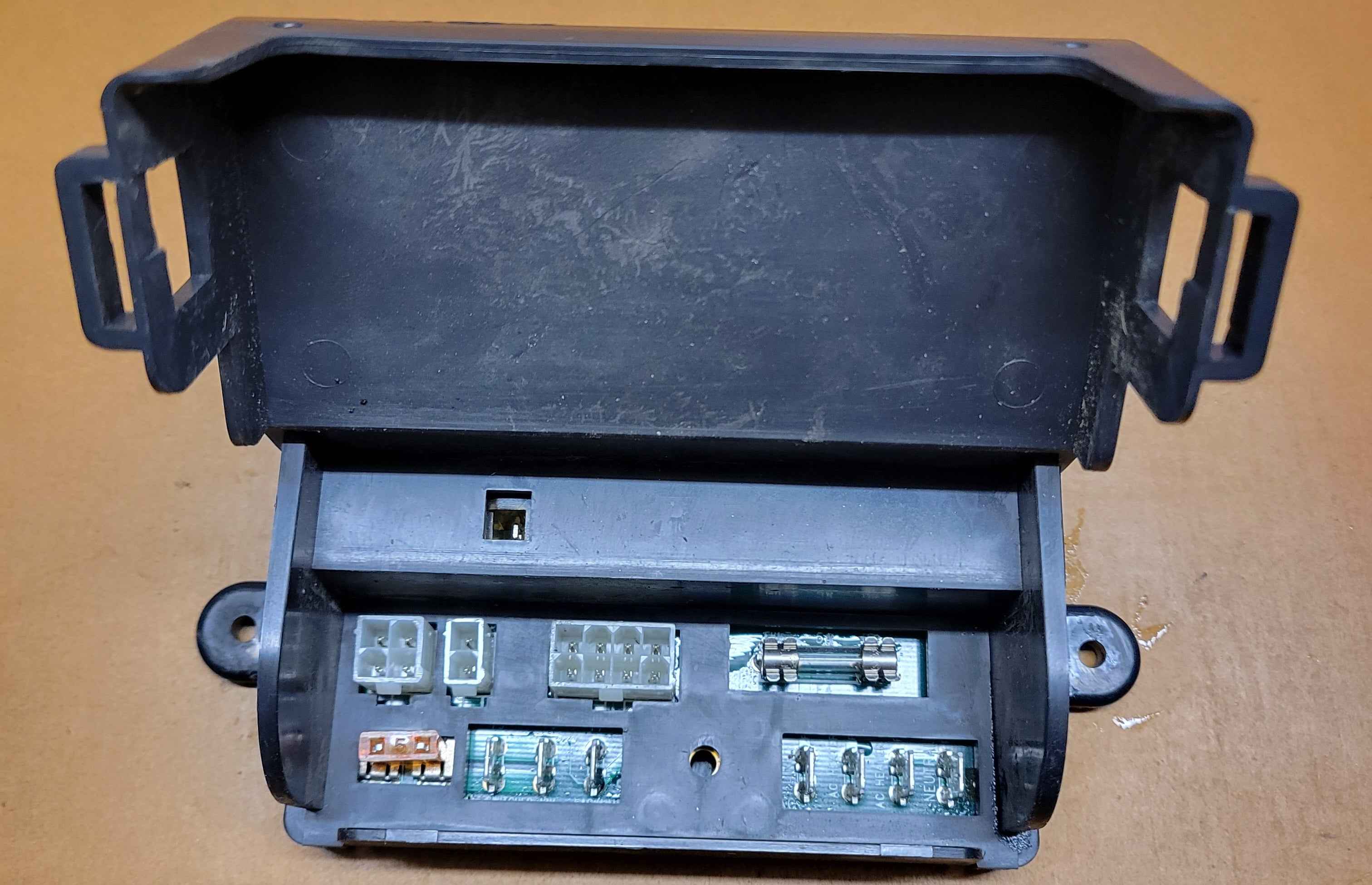 Dometic Control Board 3851331-01 – Fits RM3762, RM3962, RM1350