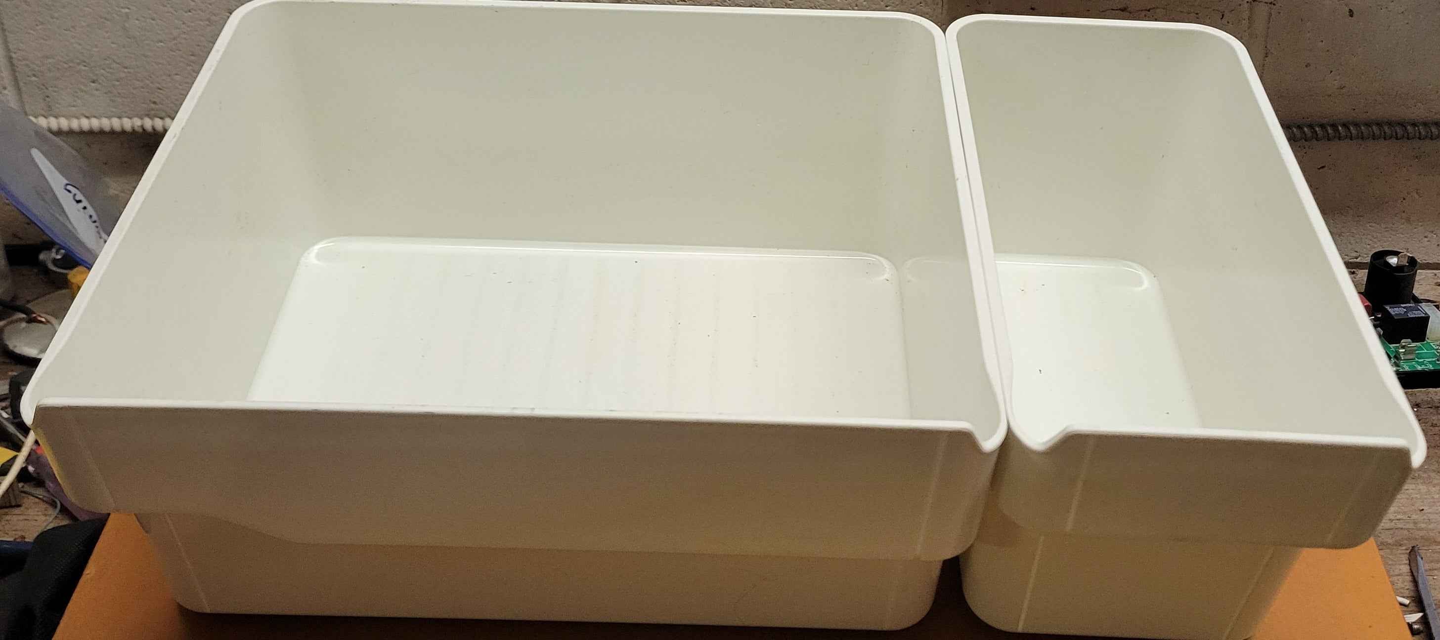 Dometic RM3762 Fridge Crisper Bins – 3850992029 / 3850993027