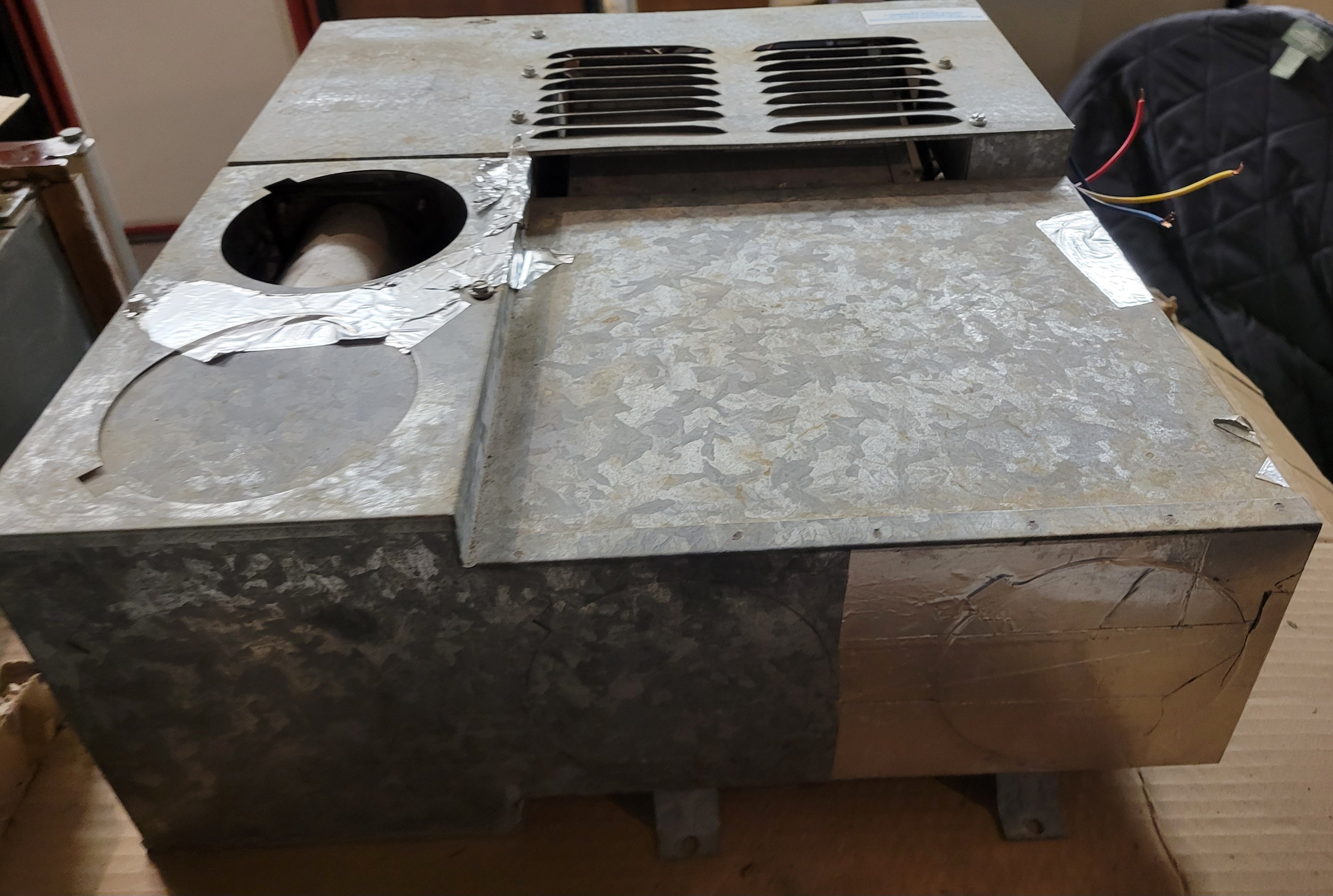 Hydroflame 25,000 BTU Forced Air RV Furnace – Model 8525-II