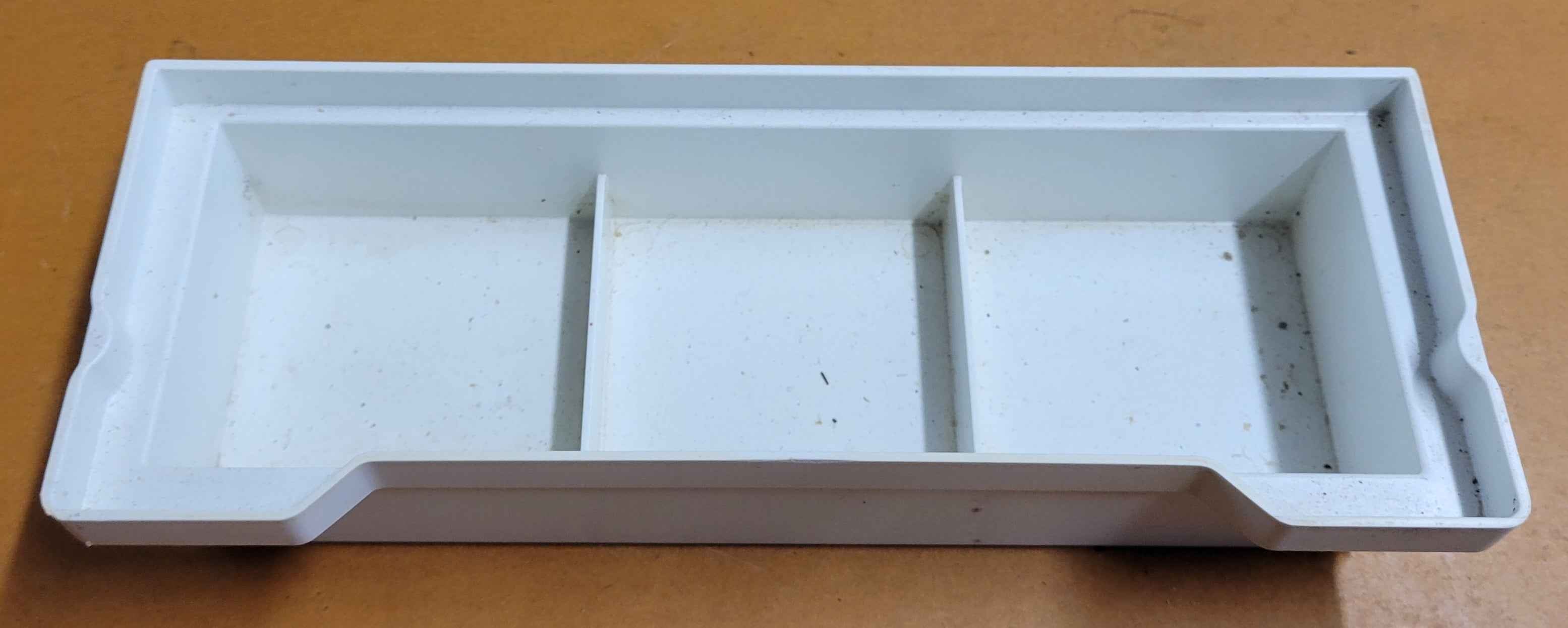 Dometic RM36E Fridge Drip Tray – 2002354005