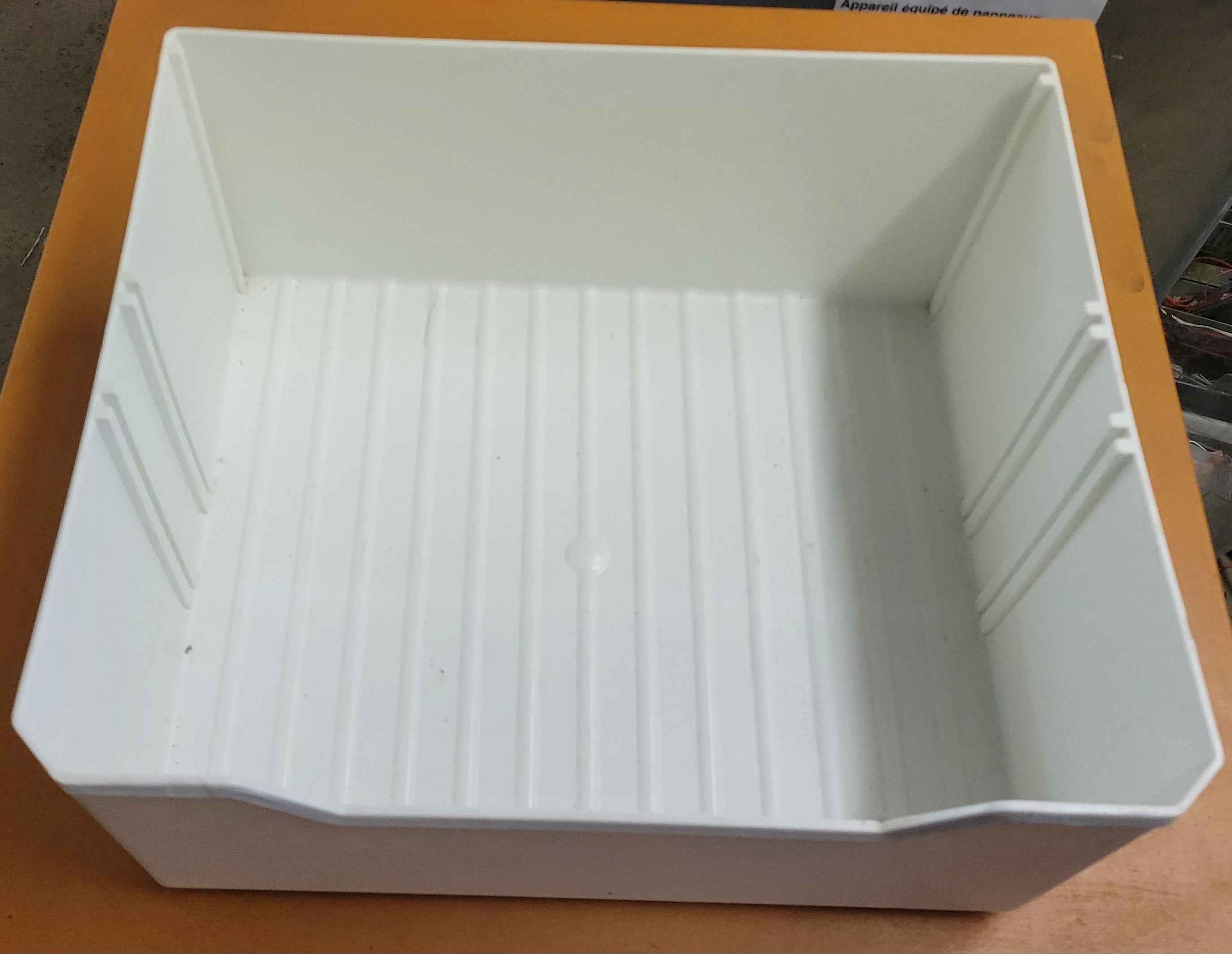 Norcold Fridge Crisper Drawer Bin 1200 / 1201 – 618878