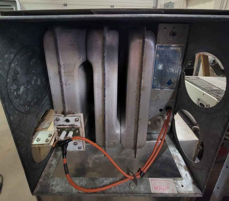 Hydroflame 8232 RV Furnace Propane 32,000 BTU