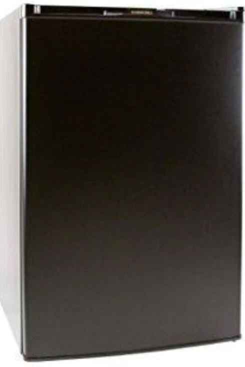 Everchill 3.2 Cu Ft RV Refrigerator – 110V, Right Swing