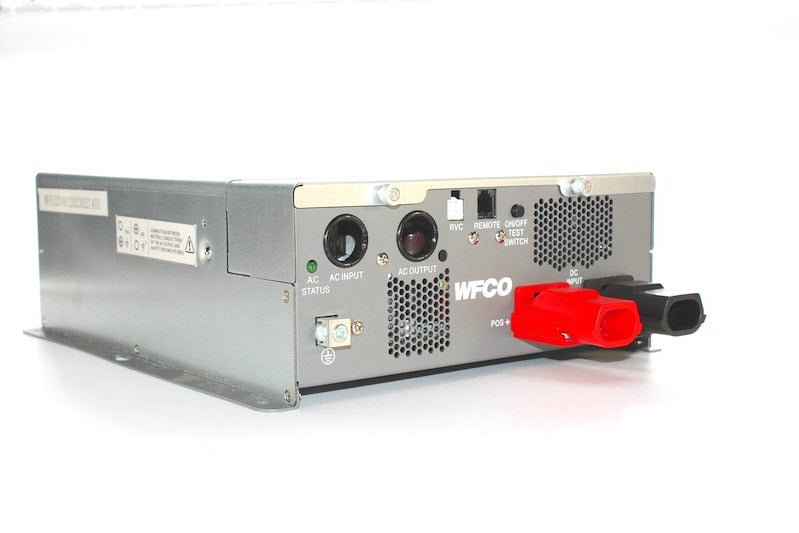 WF-5318 1800W Power Inverter - 10-16V DC to 120V AC, Pure Sine Wave