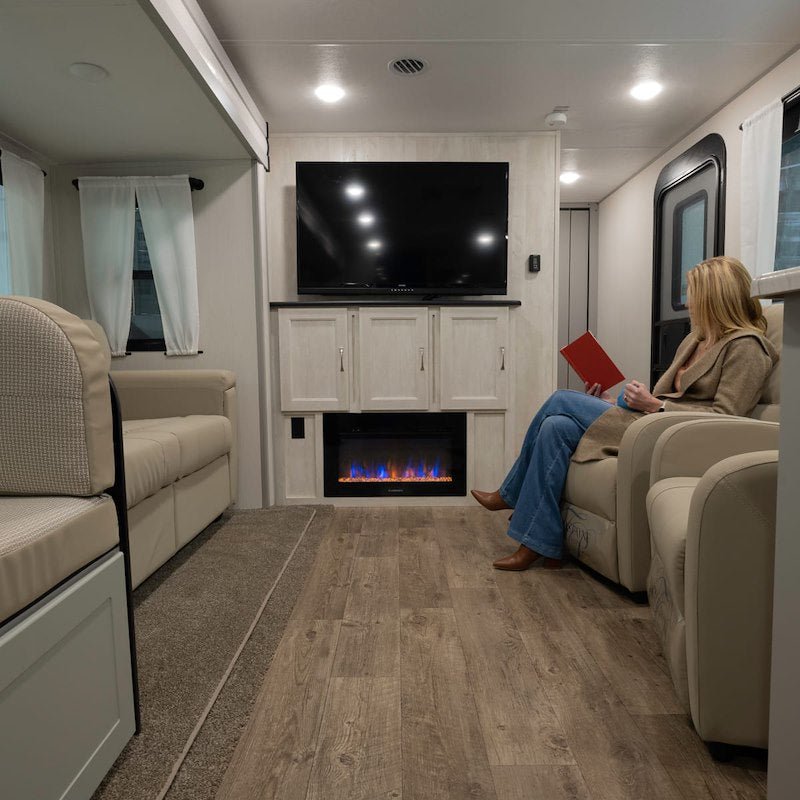 Girard Water Heater Door Frame – White, Fits 2GWHD - Used RV Parts