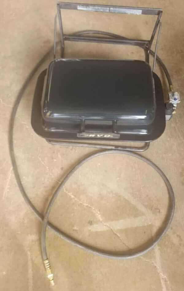 Used RV Mountable BBQ with 10ft Hose, Regulator & Mount