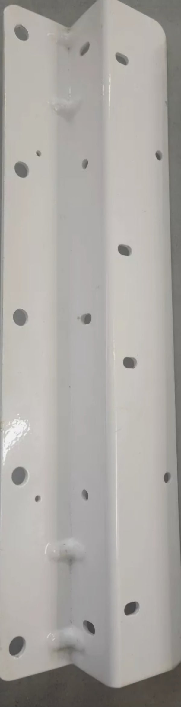 HAPPIJAC Replacement 16" Z-Bracket 182493 - Used RV Parts