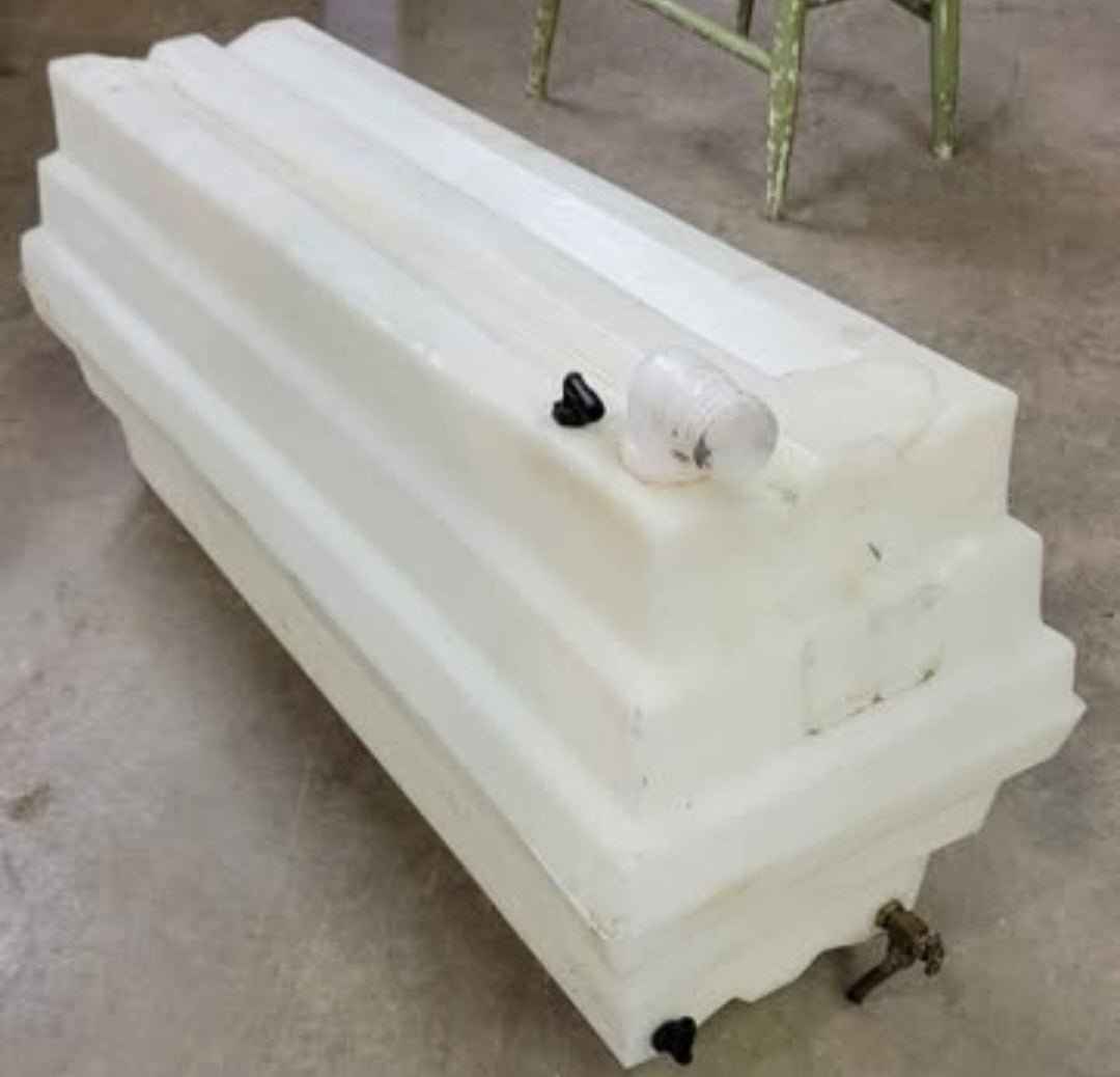 RV Fresh Water Tank 17.5 Gallons