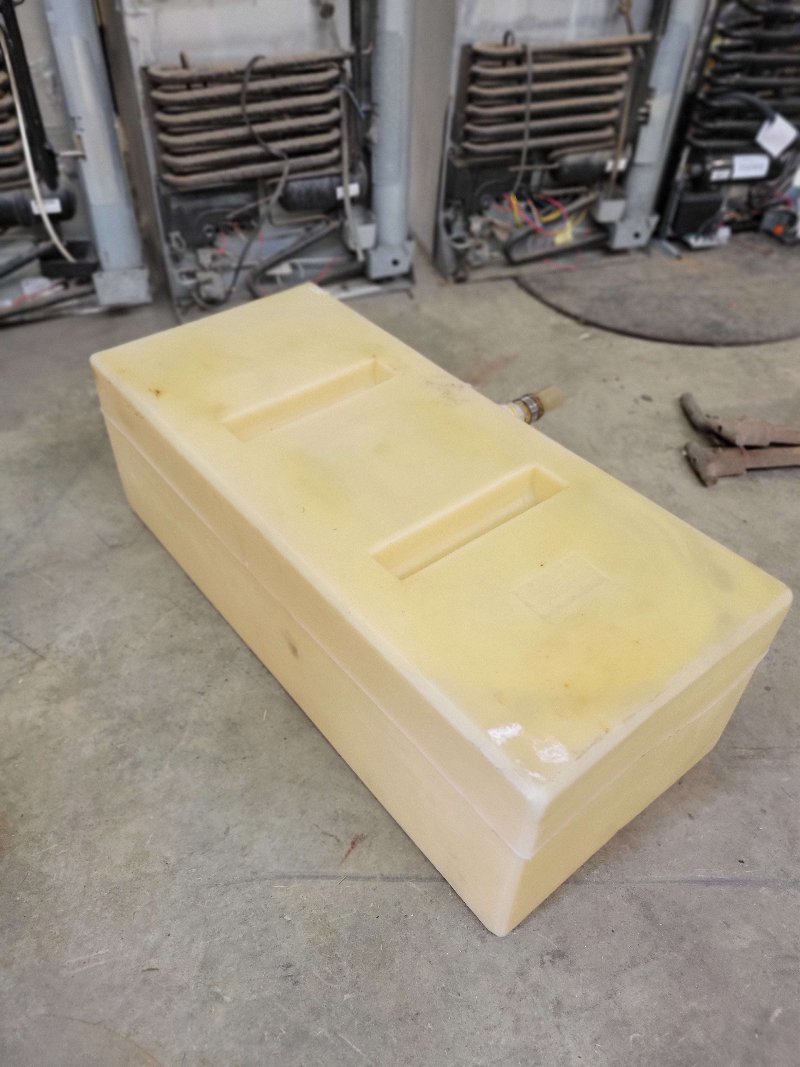 30 Gallon Fresh Water Tank from RV - Used RV Parts