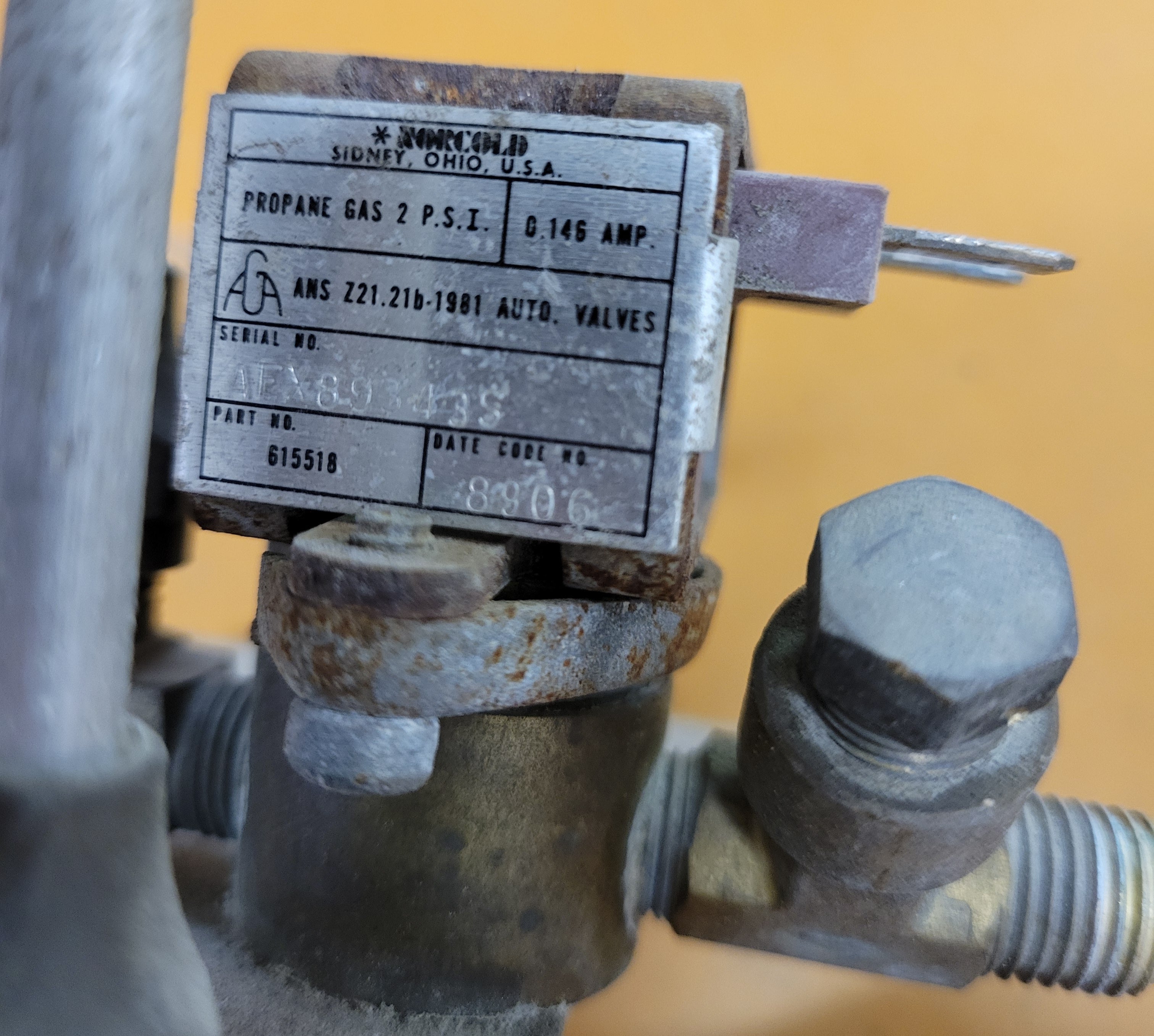 Vanne à gaz Norcold 615518 | Compatible avec les modèles N6, N8, 1200, 1210, N1095, 2117 et 2118