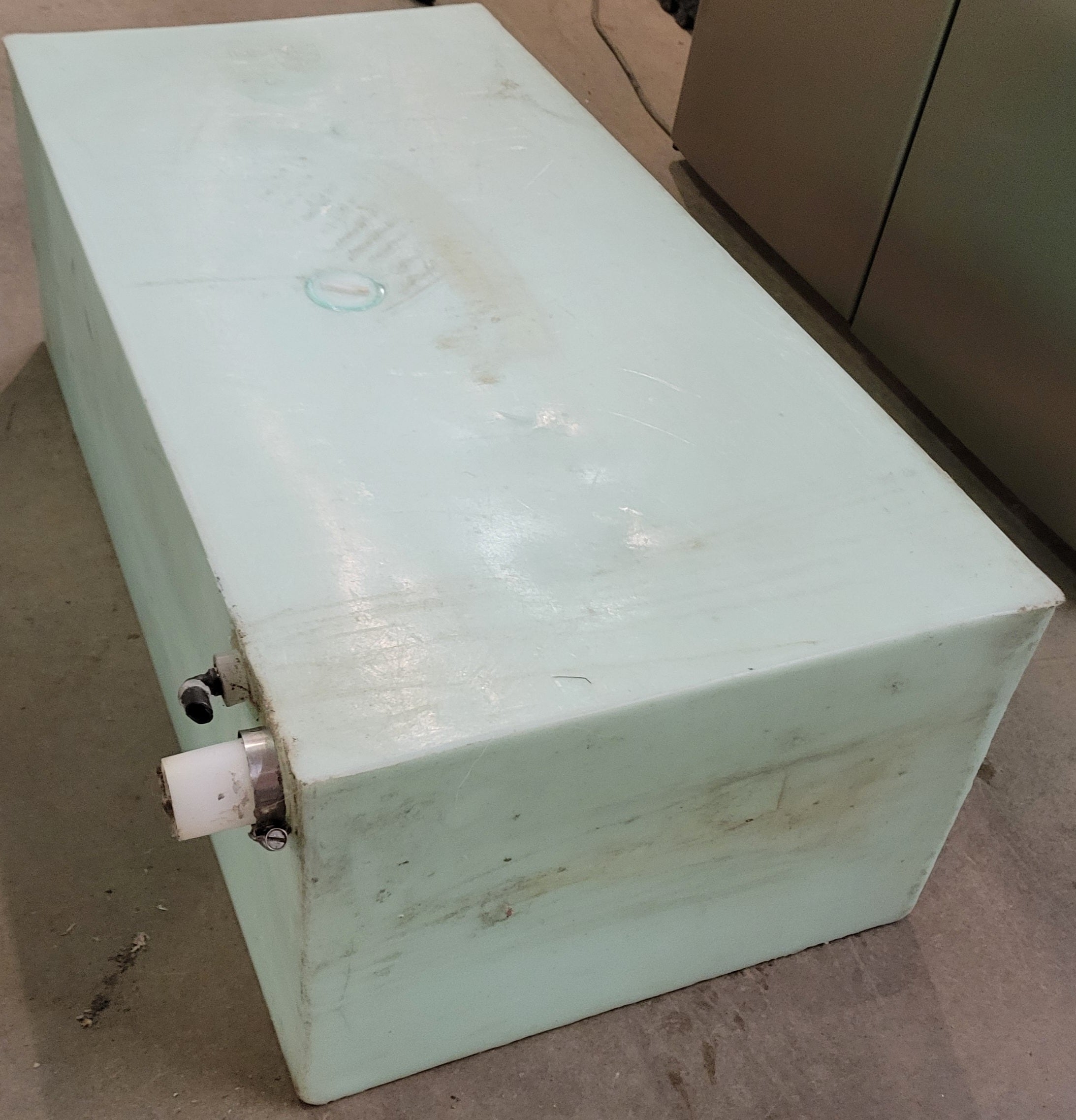 30 Gallon RV Fresh Water Tank - Used RV Parts