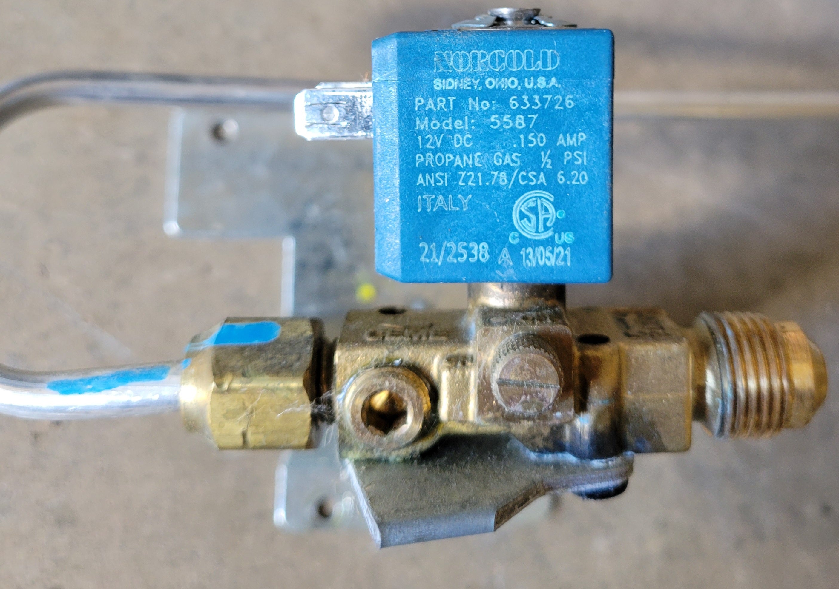 Norcold Gas Valve Assembly with Burner – Part #633726 (Fits 1210 Series) - Used RV Parts