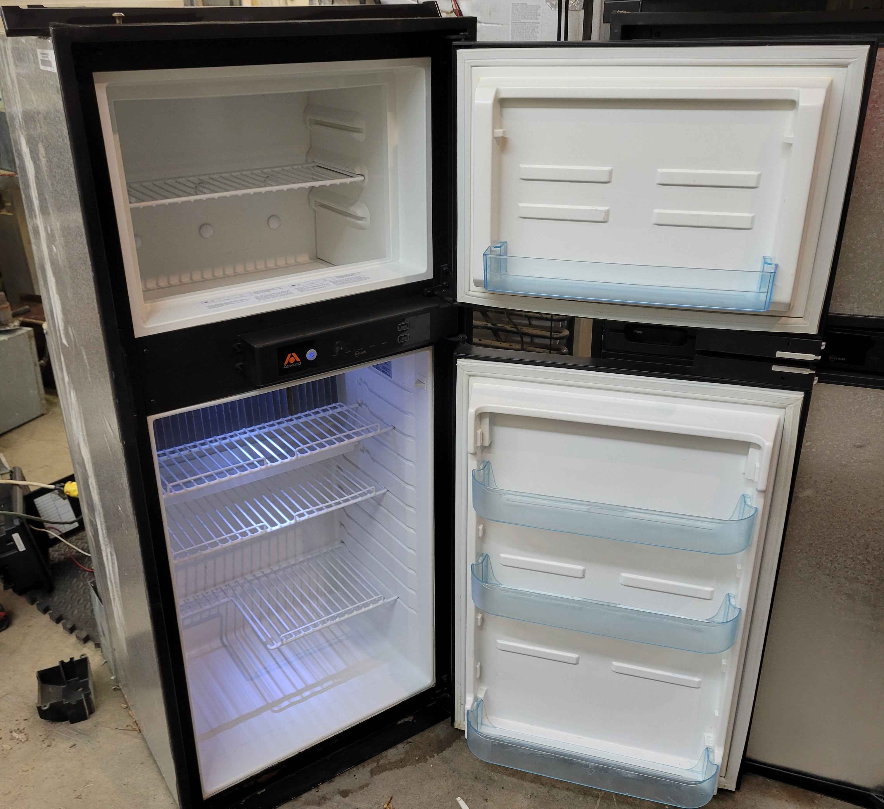 RV Atwood Helium Fridge HE06-01 Propane and Electric