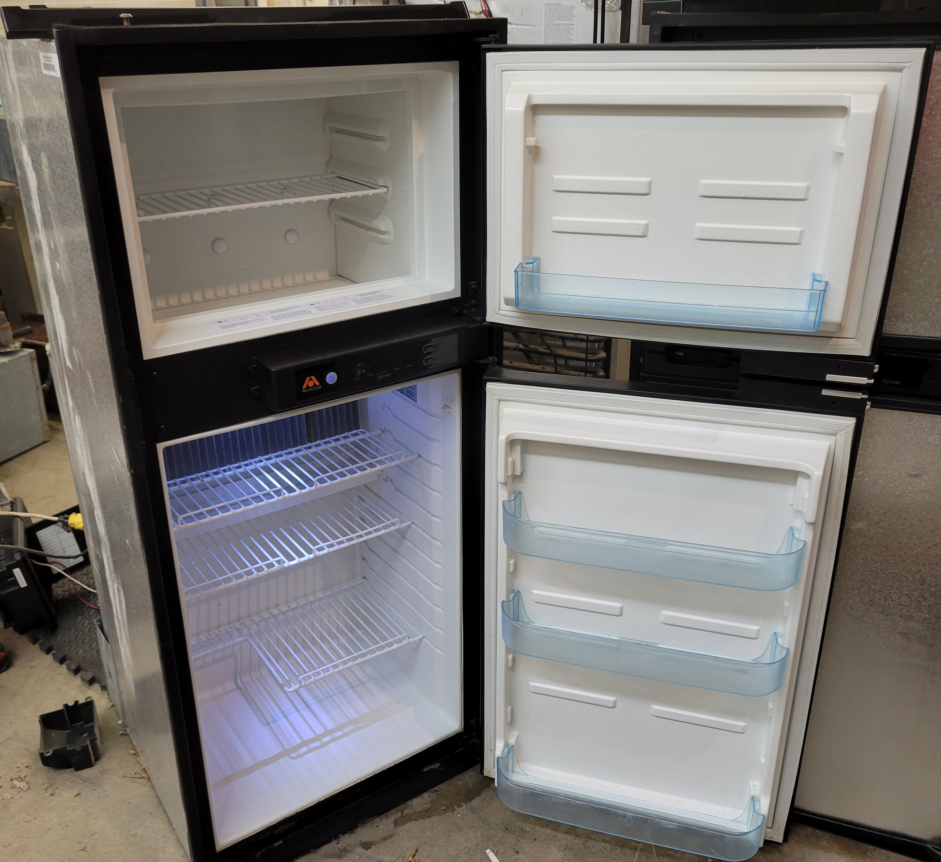 RV Atwood Helium Fridge  HE06-01 Propane and Electric