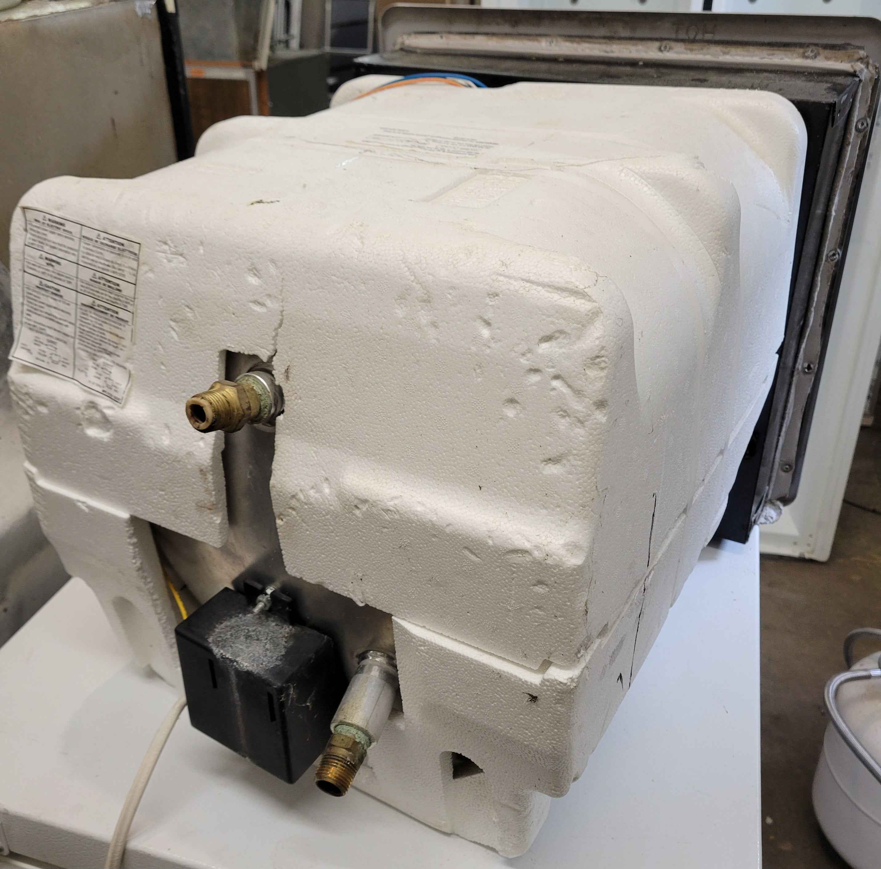 Atwood GC10A-4E 10-Gallon RV Hot Water Heater | Propane & 120V