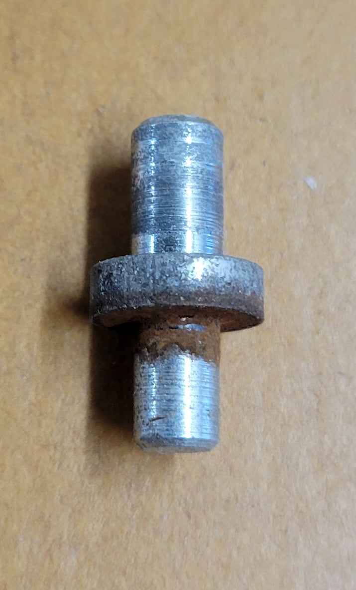 Dometic Refrigerator lower Hinge Pin – OEM 2002367007  – RM36 / RM36E